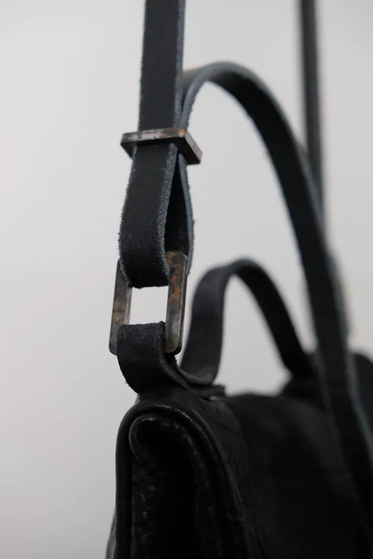 Black Shrunken Bull Leather Folded Messenger Bag