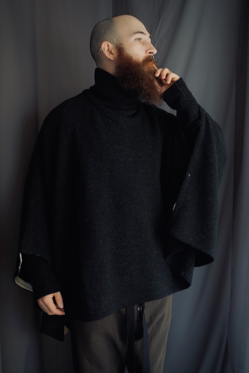 Carbon Grey Big Stole Shetland Wool Knit Poncho