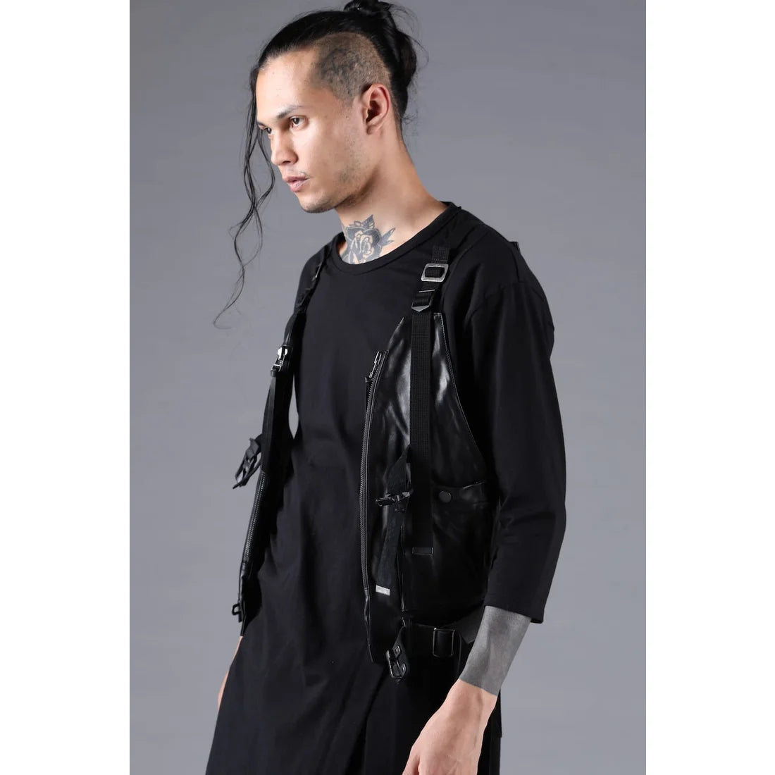 Black Horse Leather Vest Bag