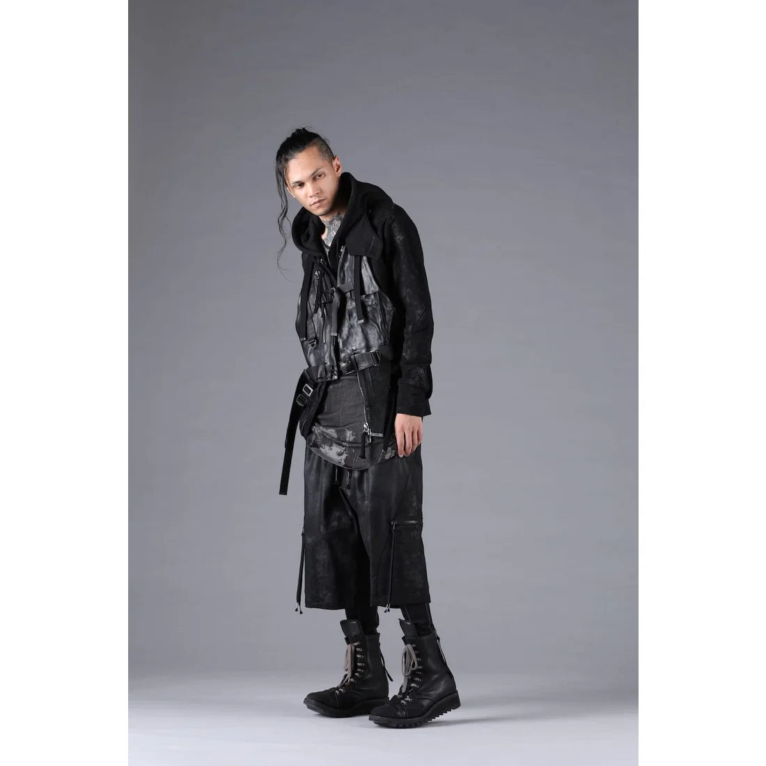 Black Horse Leather Vest Bag