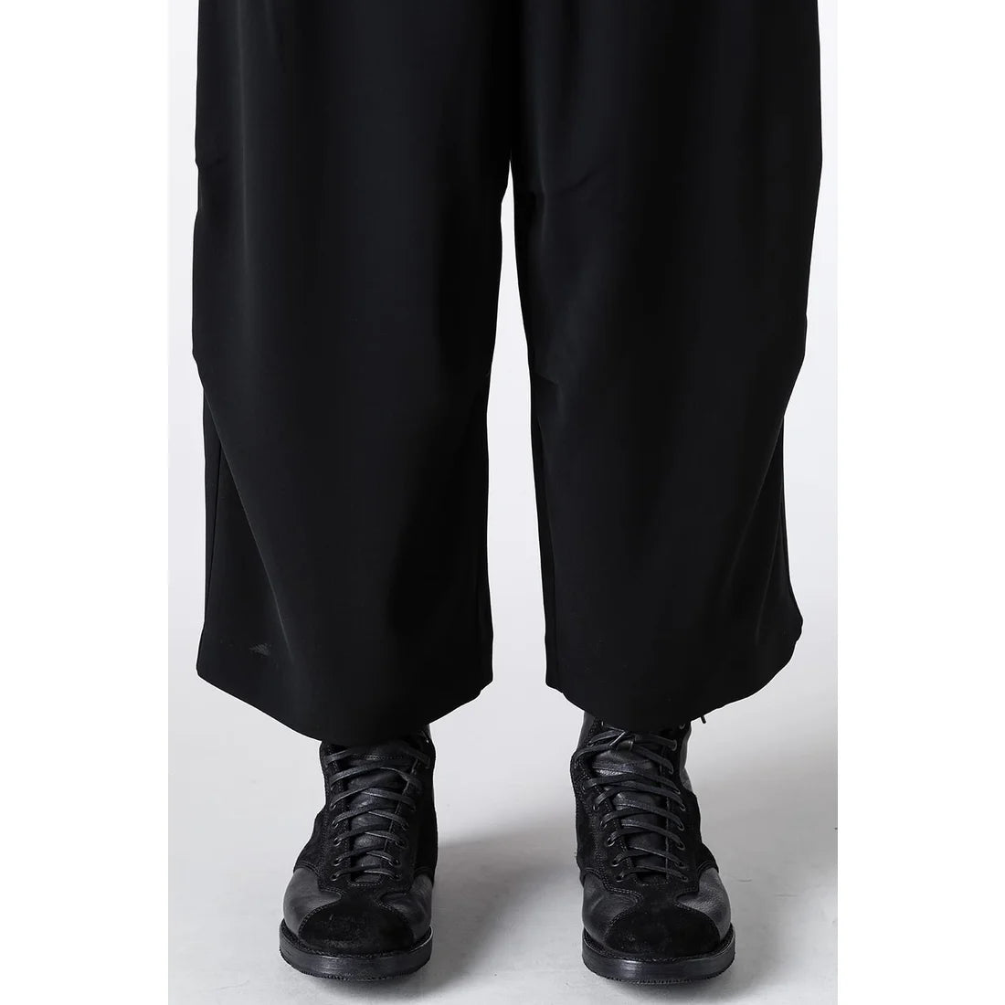 Black Baggy Cropped Leg Wool Pants