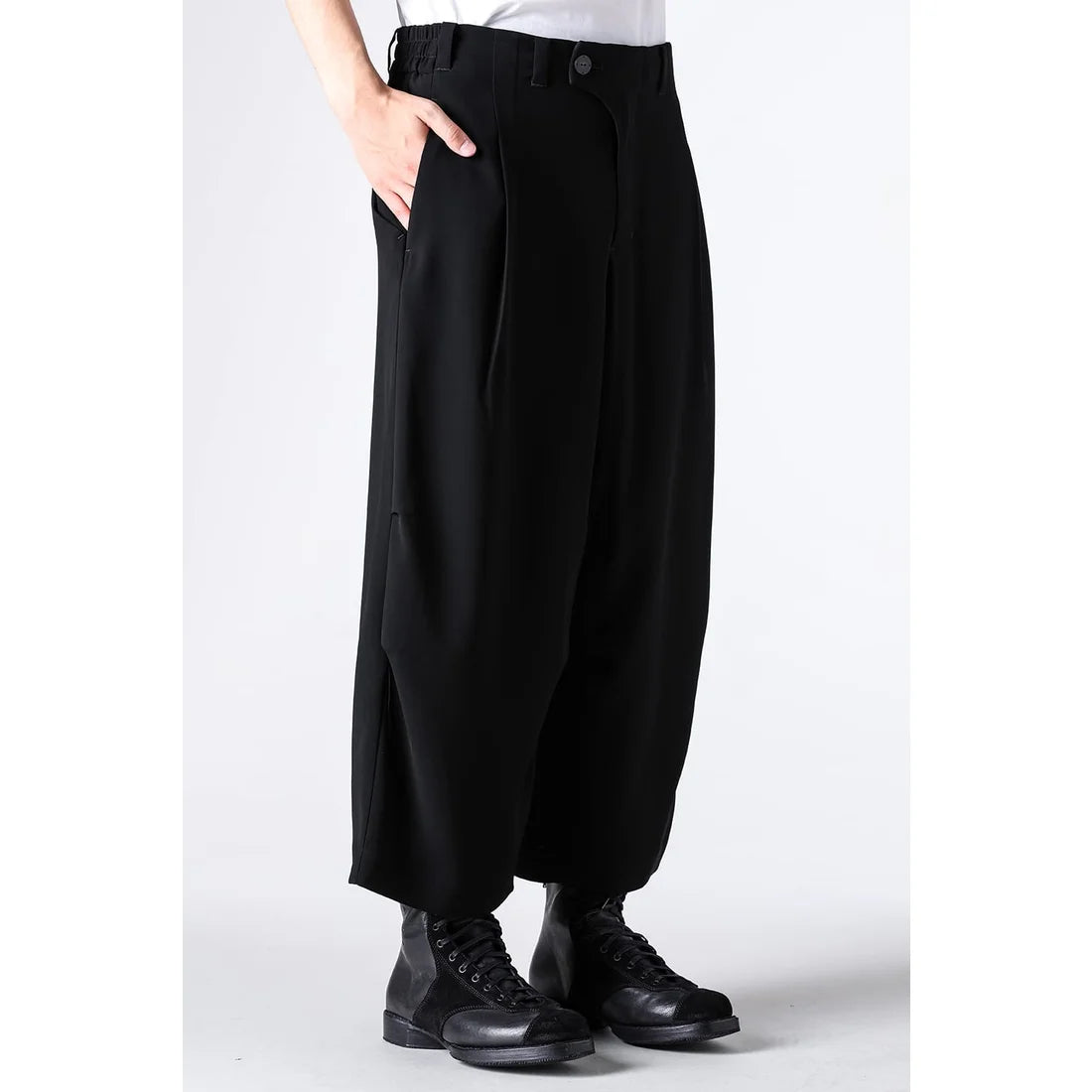 Black Baggy Cropped Leg Wool Pants