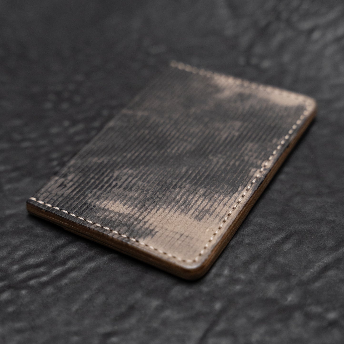 Fragment Series Luz Card Case