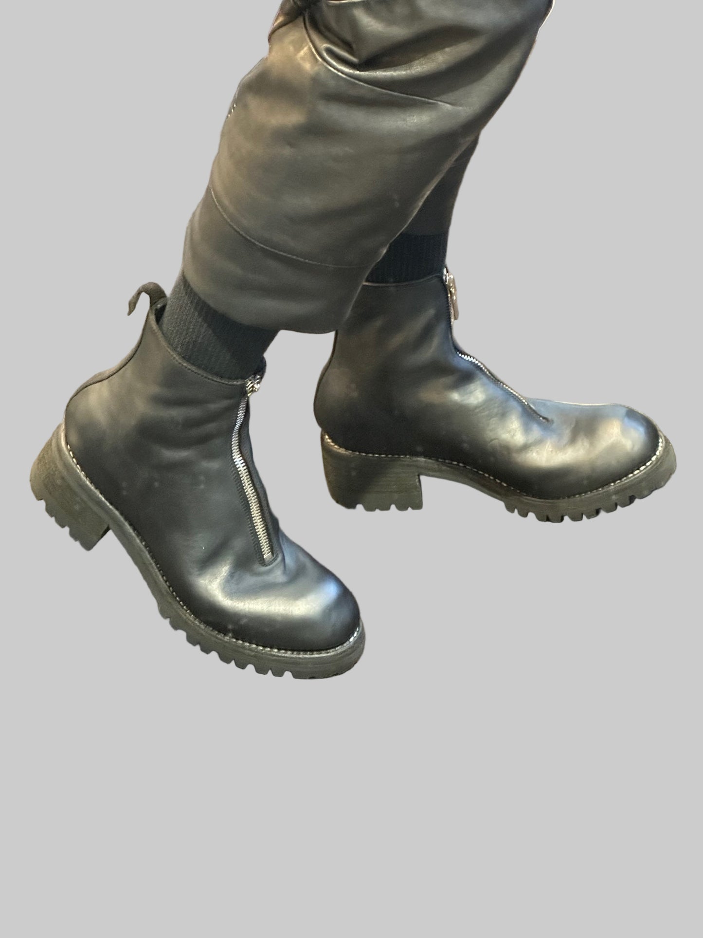 Black Front Zip Boots PL1V