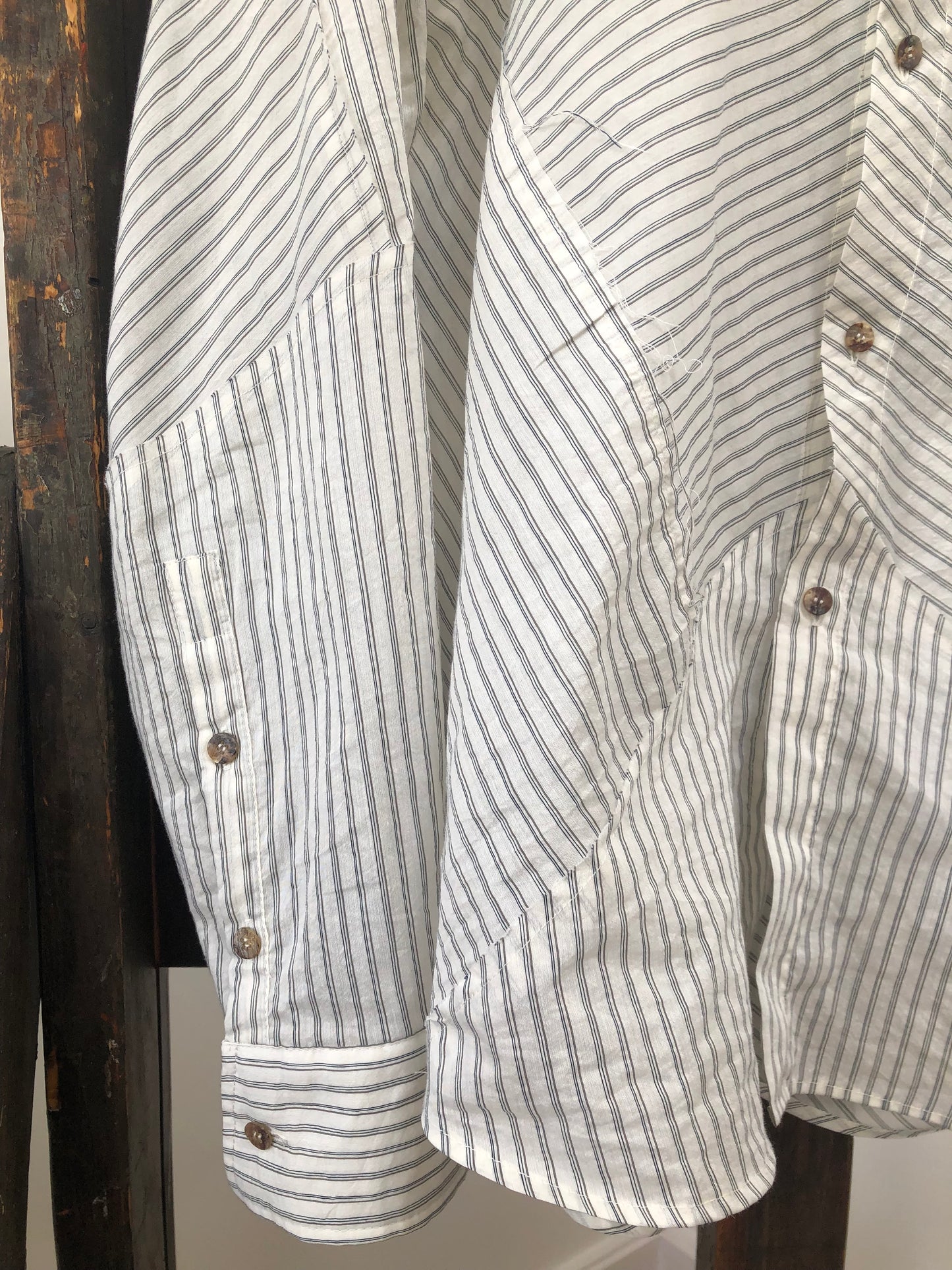 Off White Striped Unisex Sanpietrini Patched Relaxed Shirt