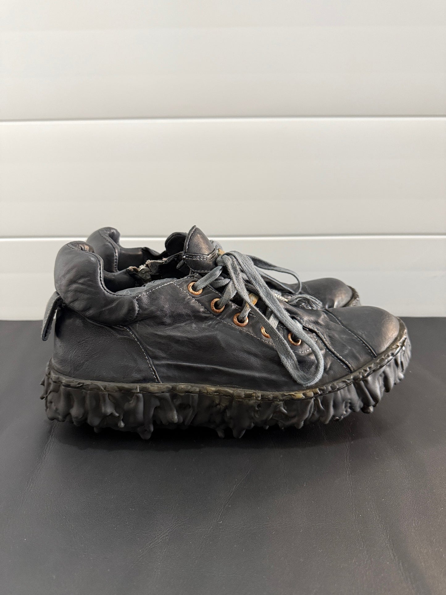 Slate Melt Clash Low Top Sneakers