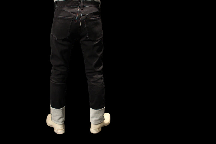 Black OVERLOCK ONE-PIECE DEAD END JEANS JM2625-IN KIT-BW 101 by Carol Christian Poell