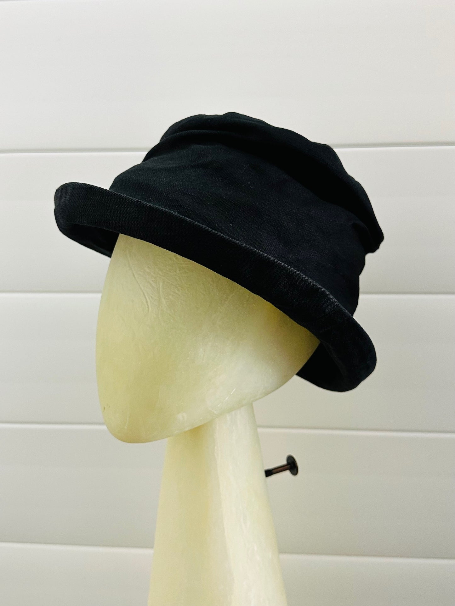Black Twisted Derby Hat
