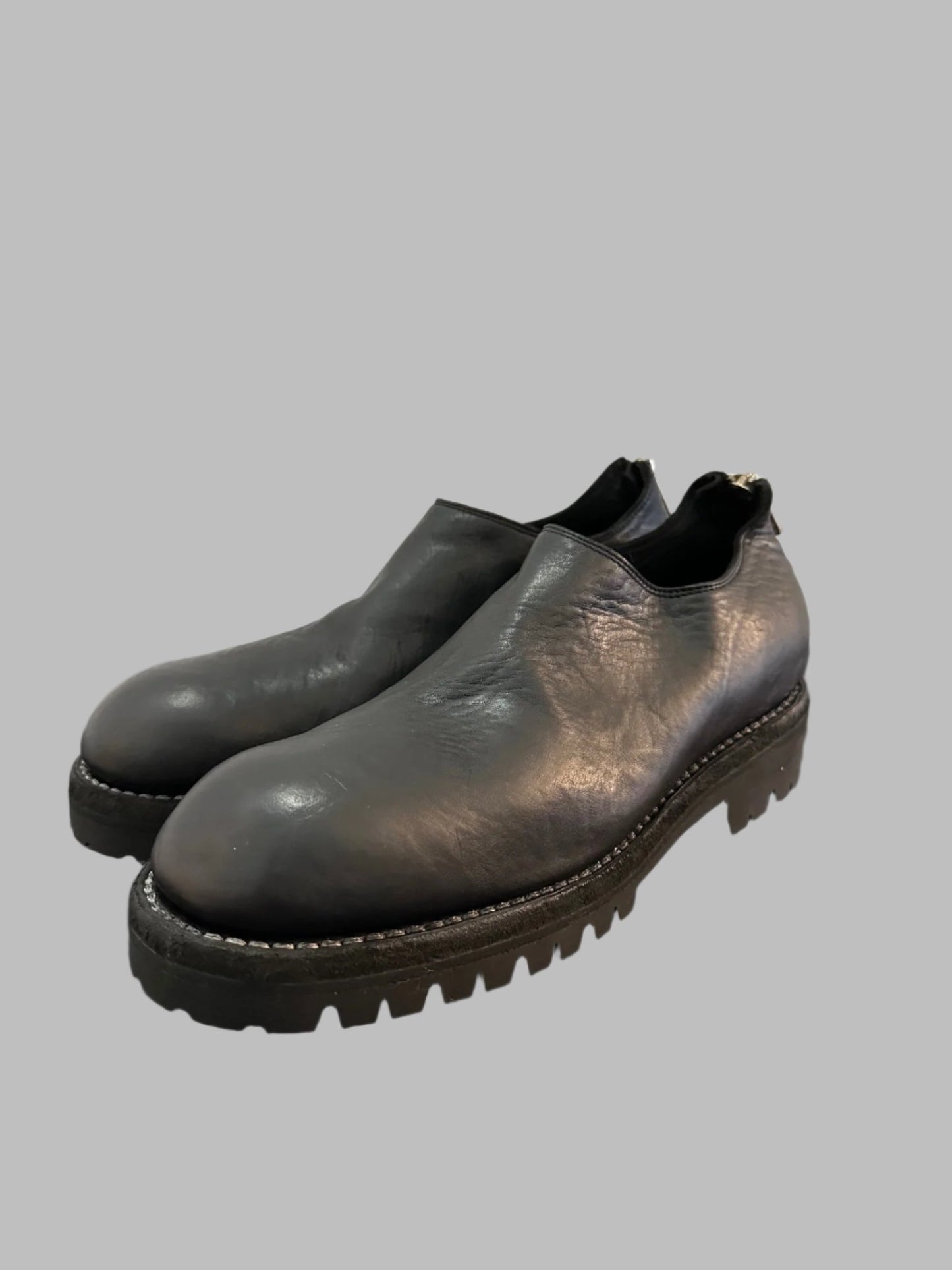 Black Back Zip Loafers Vibram 790V