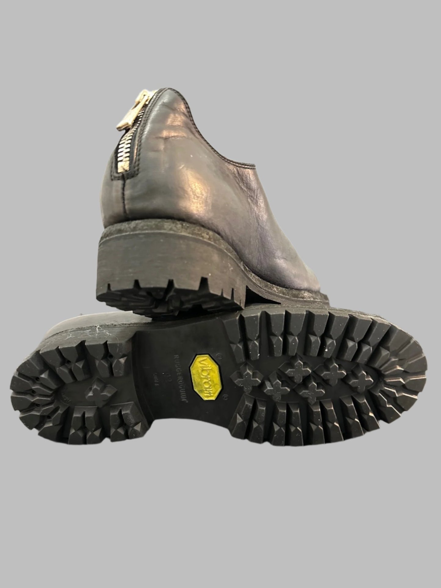 Black Back Zip Loafers Vibram 790V