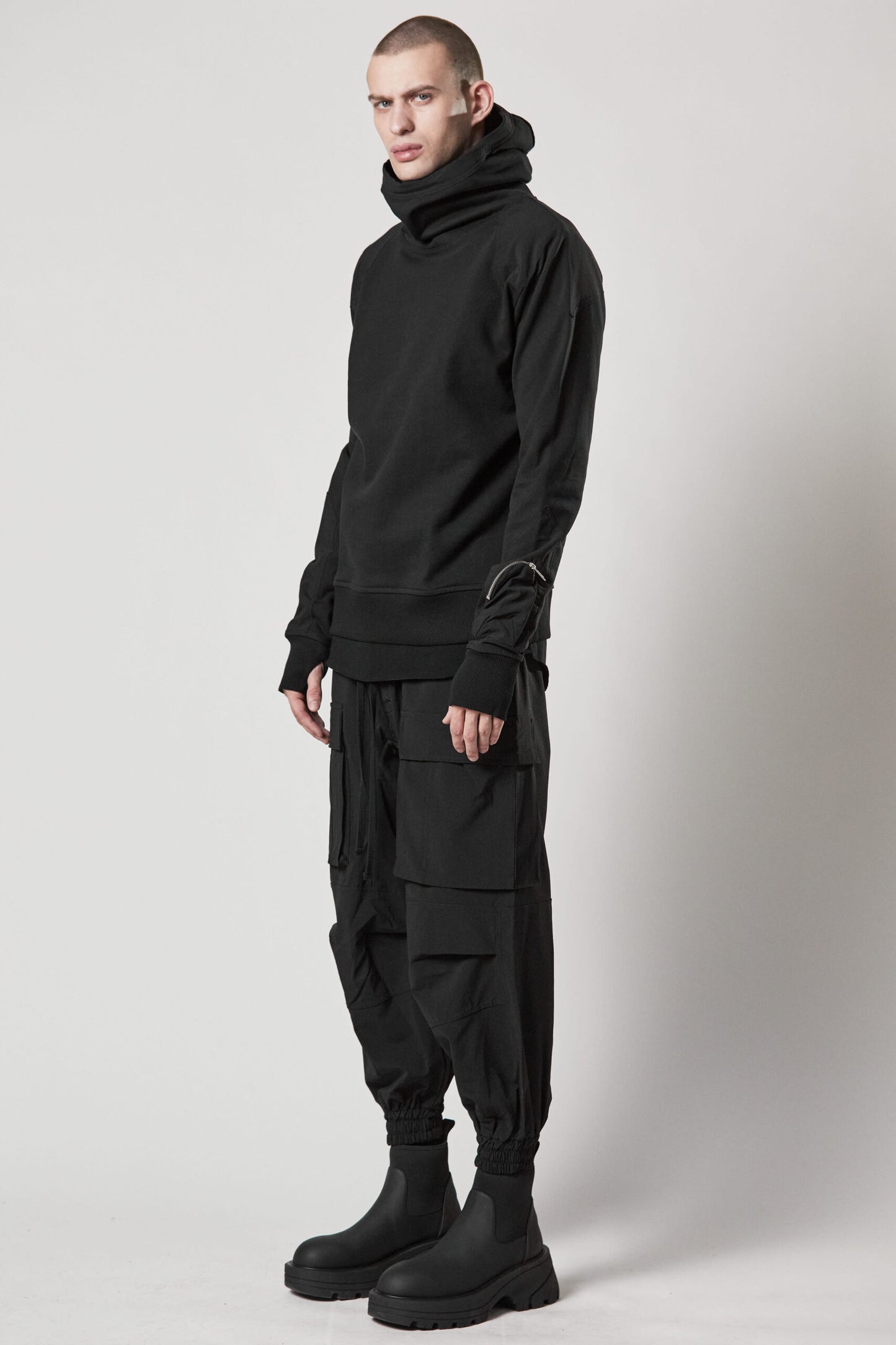 Black Pullover Hooded Jacket MS 172