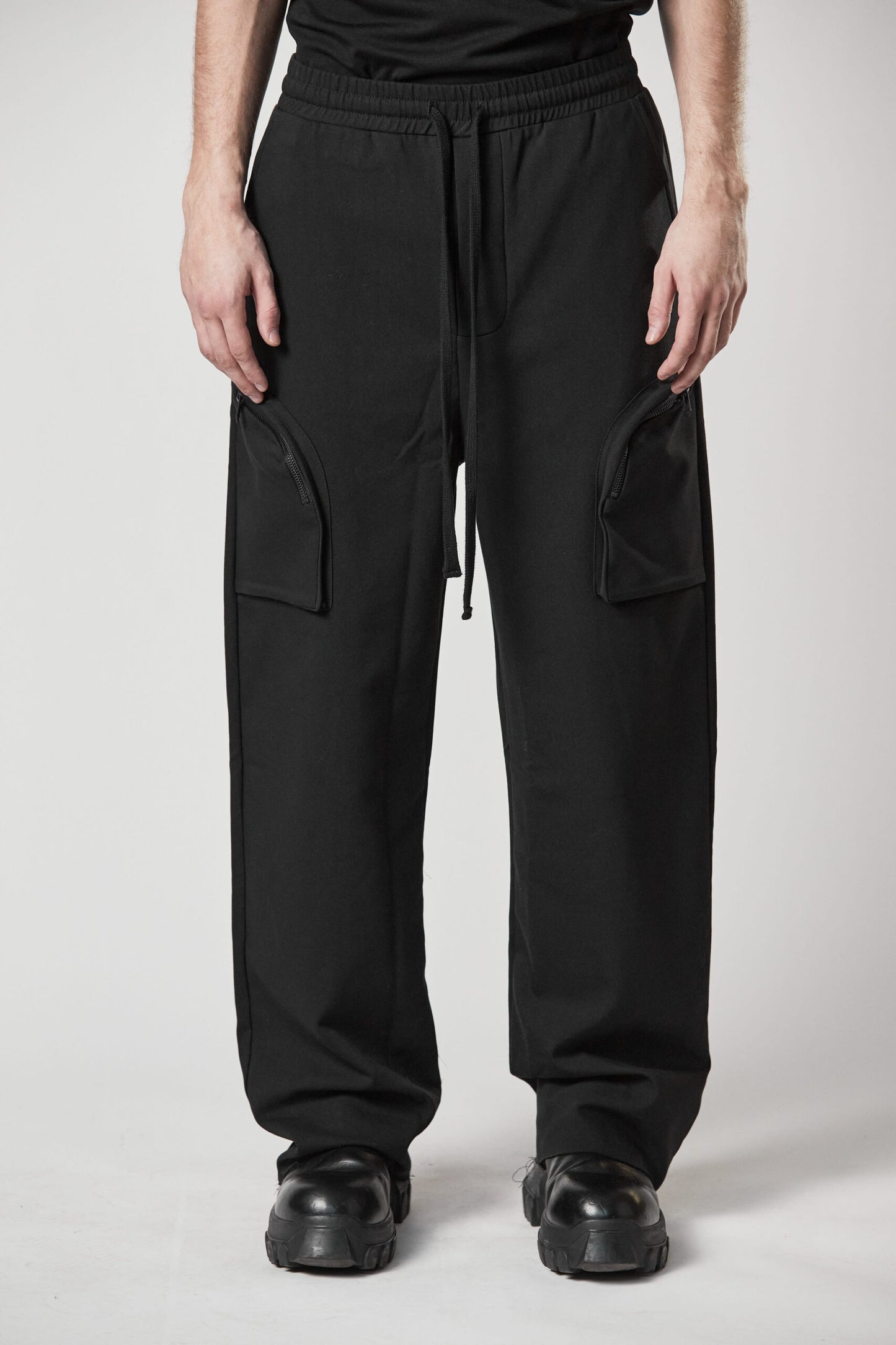 Black Cargo Pocket Wide Leg Pants MST 456