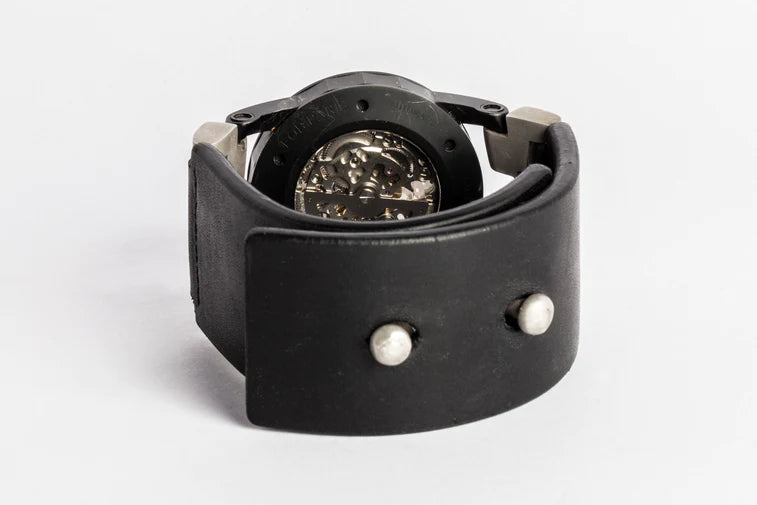 P4 X FOB PARIS Watch #408 Hyperstrap-T Studs Phantom W050-031-0-DA-NG