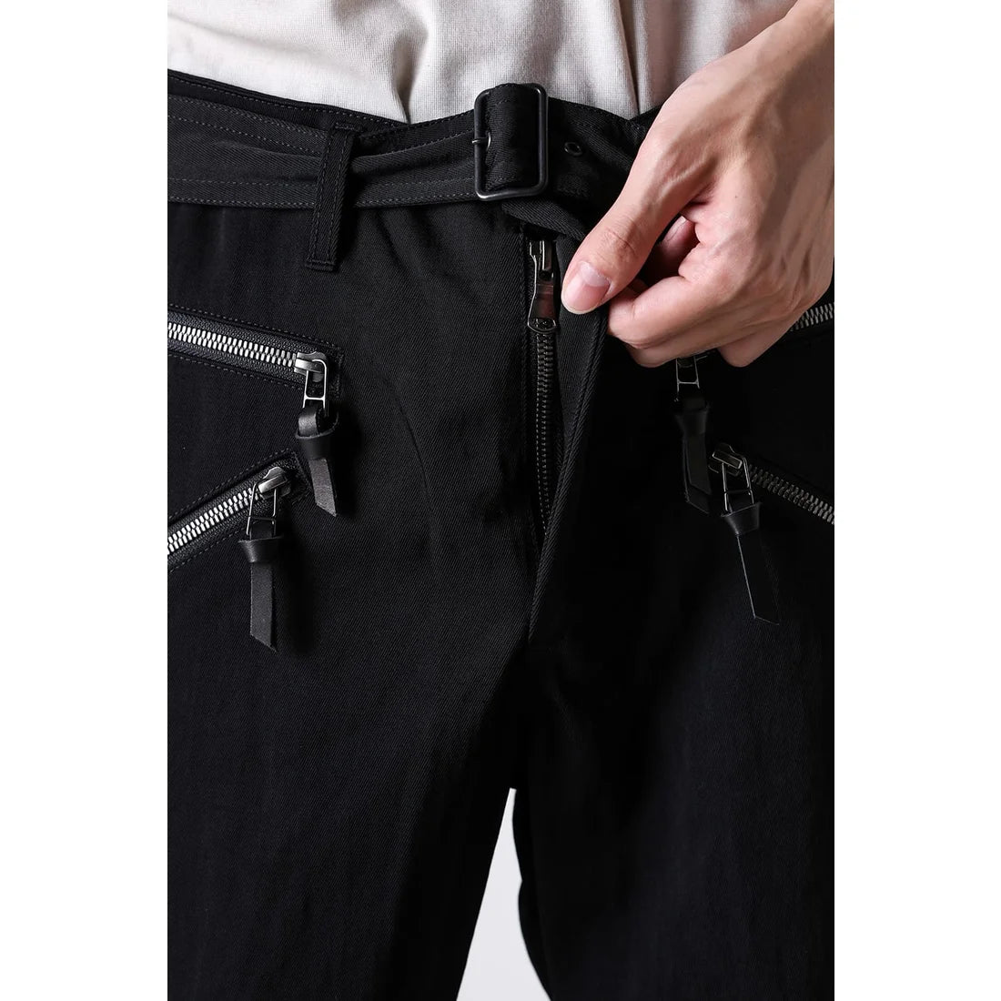 Black Nylon Wool Twill Slim Cropped Zipper Pocket Pants
