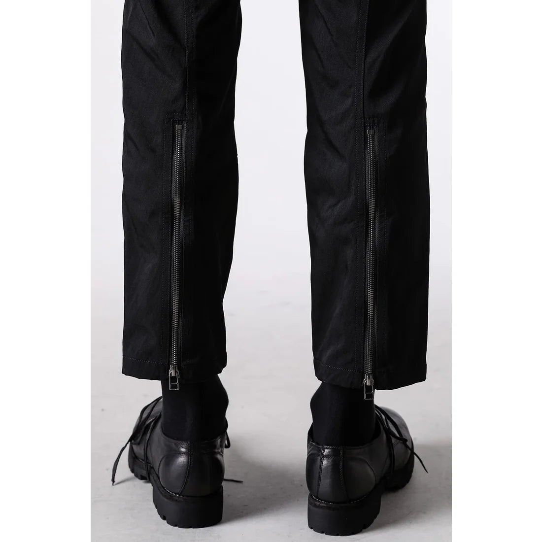 Black Nylon Wool Twill Slim Cropped Zipper Pocket Pants