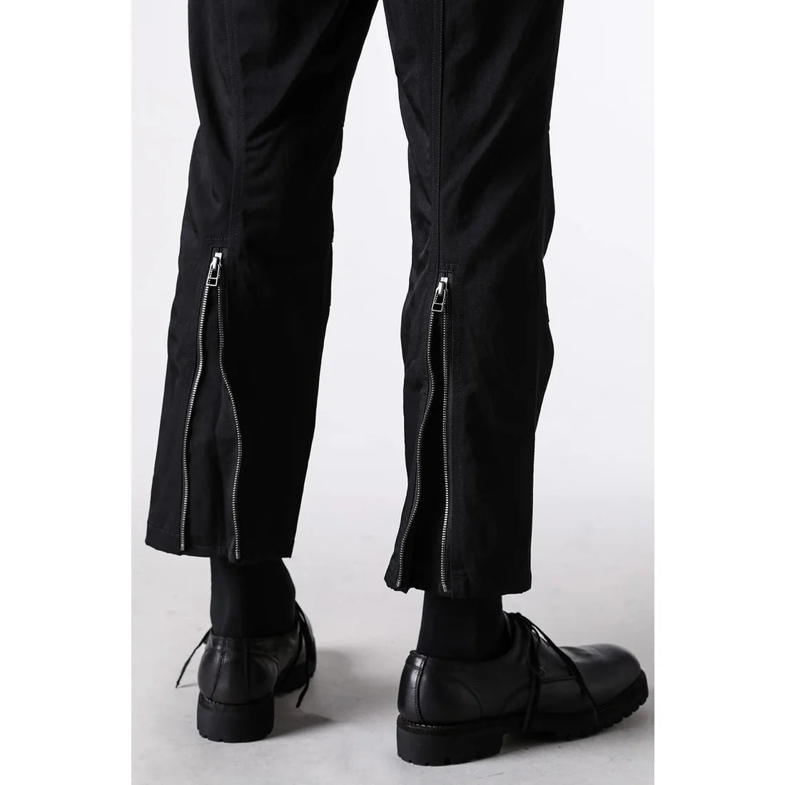 Black Nylon Wool Twill Slim Cropped Zipper Pocket Pants
