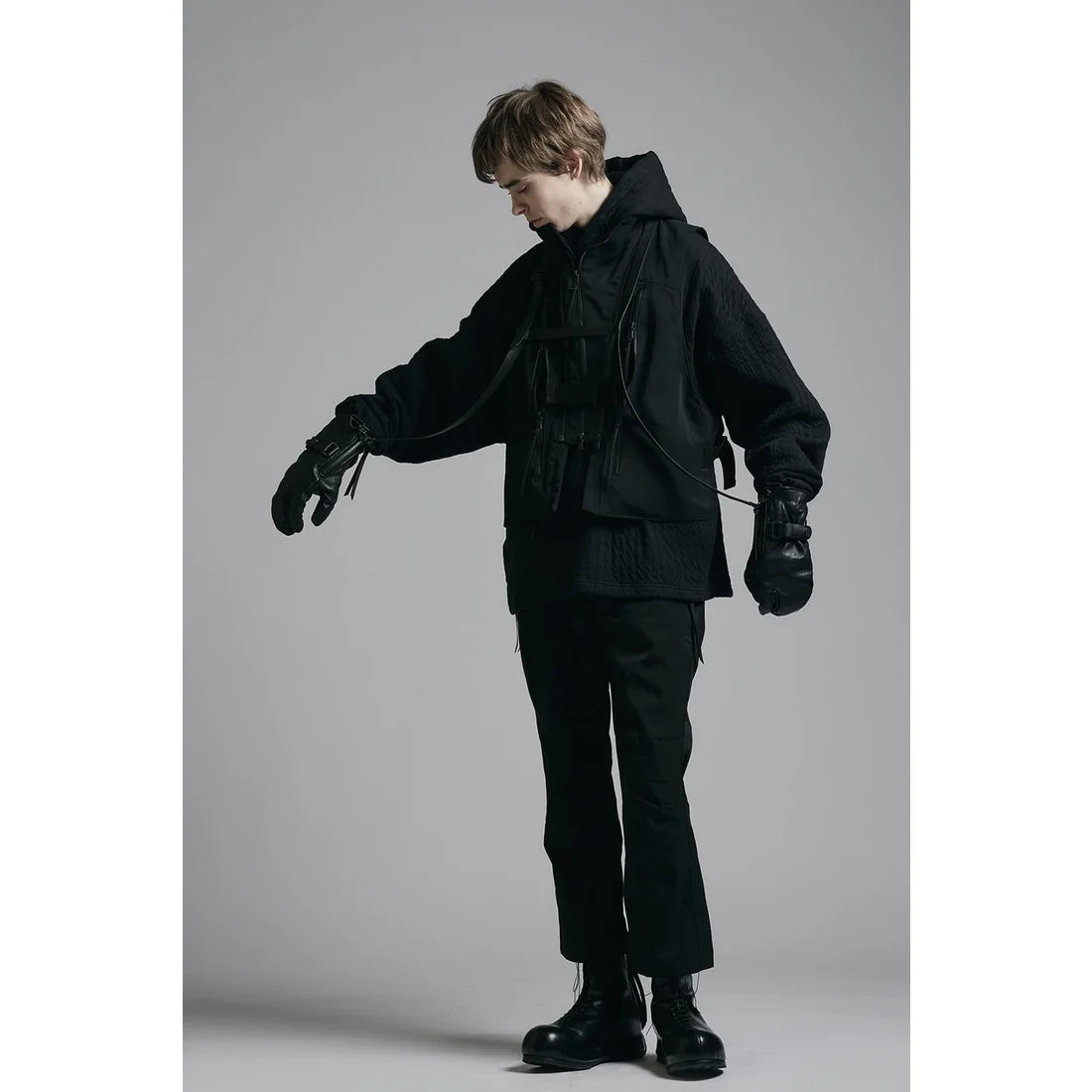 Black Nylon Wool Twill Slim Cropped Zipper Pocket Pants