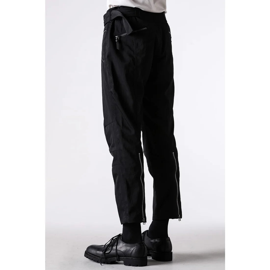 Black Nylon Wool Twill Slim Cropped Zipper Pocket Pants