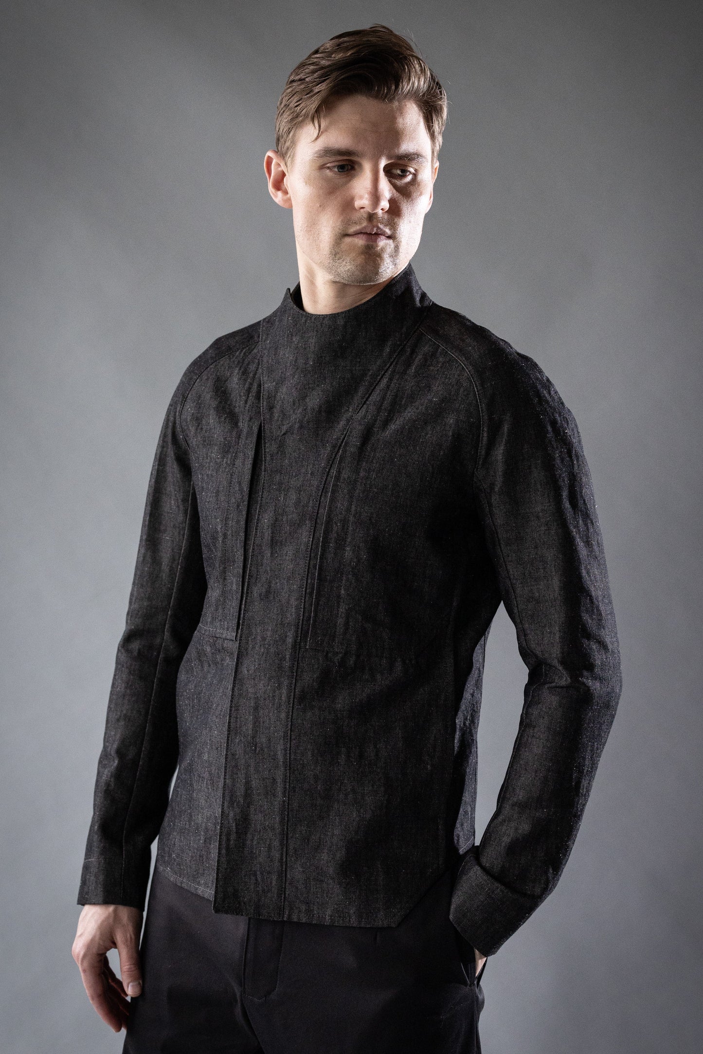 Static Black Japanese Linen Cotton Chambray AERA OVERSHIRT