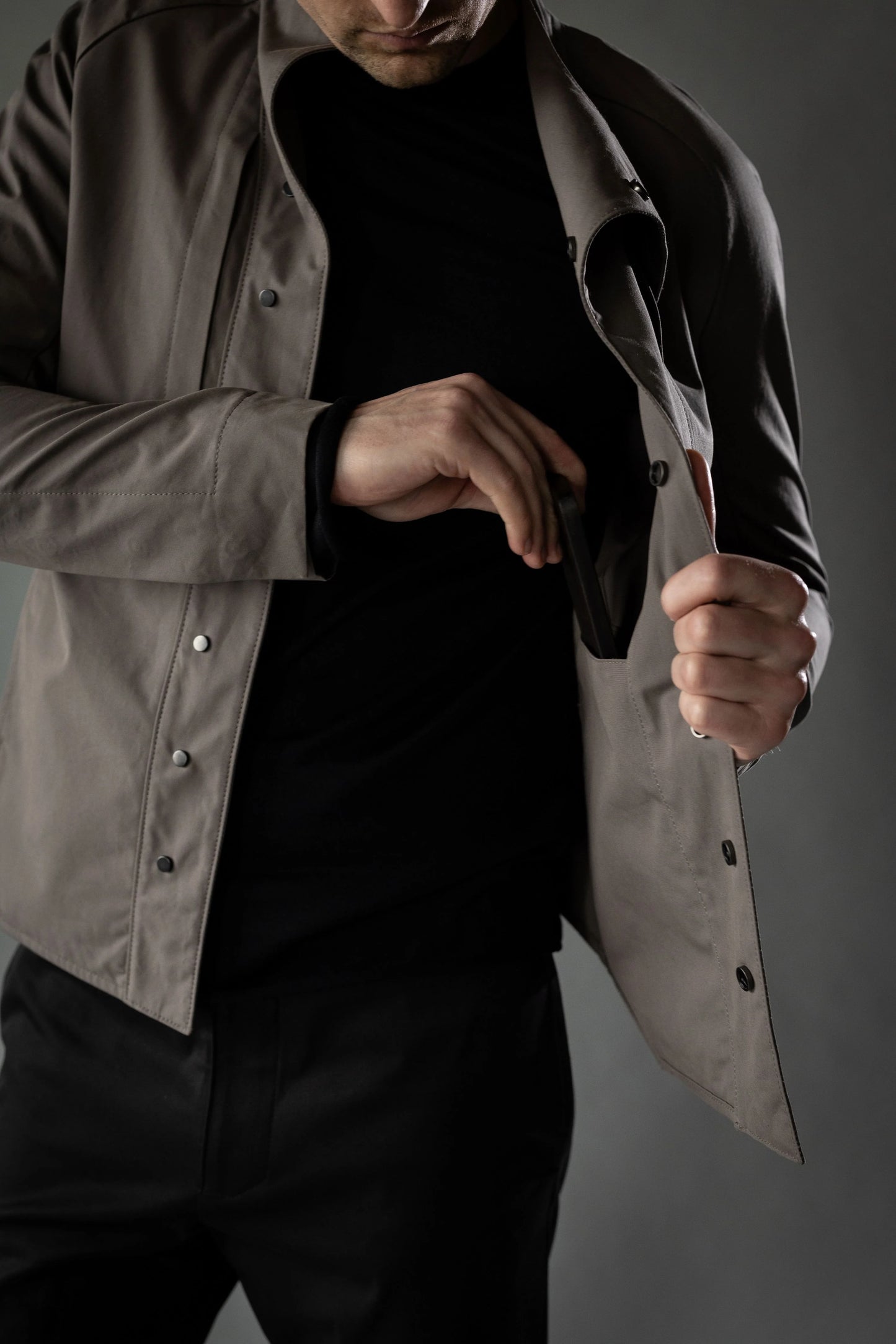 Static Black Japanese Linen Cotton Chambray AERA OVERSHIRT