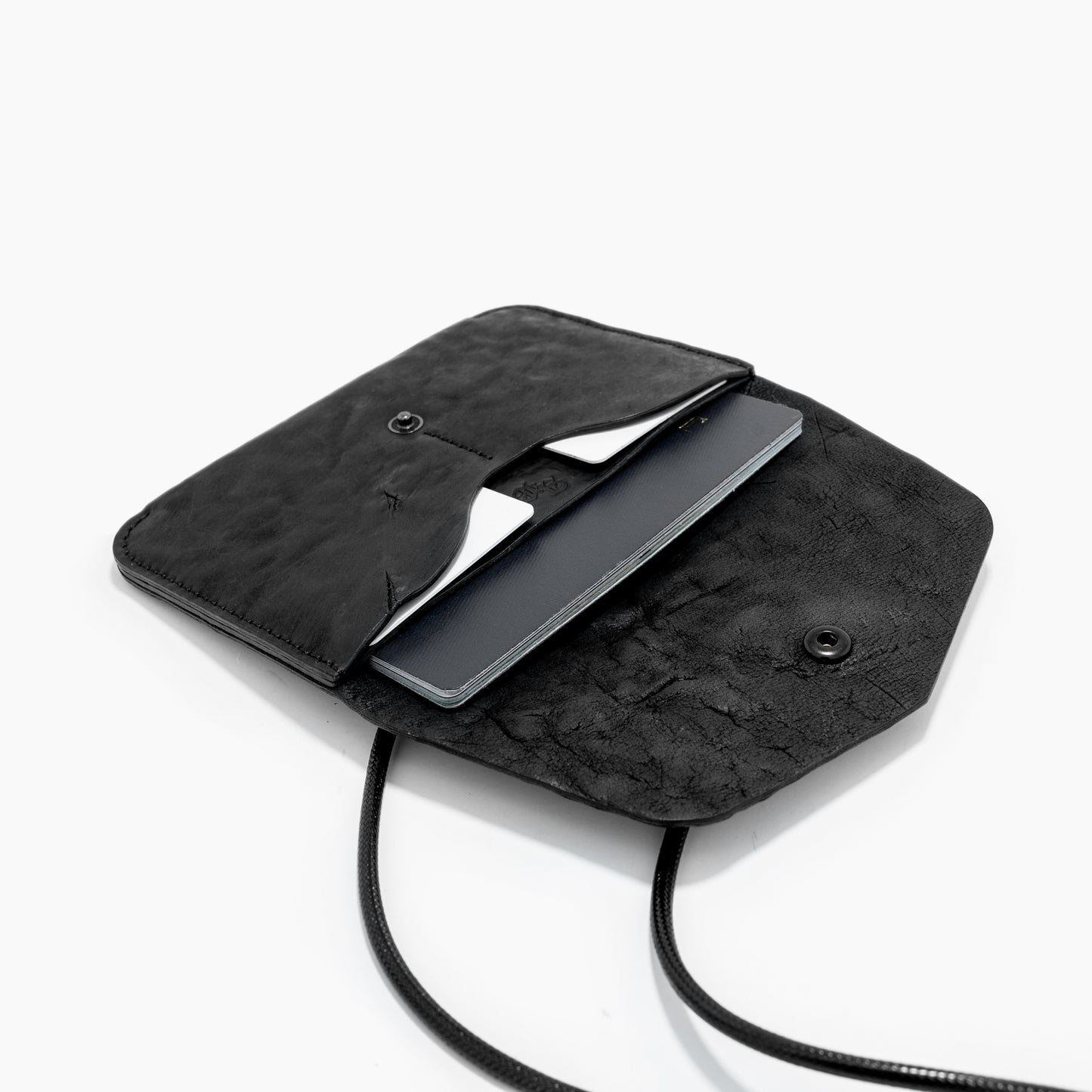 Black Culatta Horse Travel Wallet