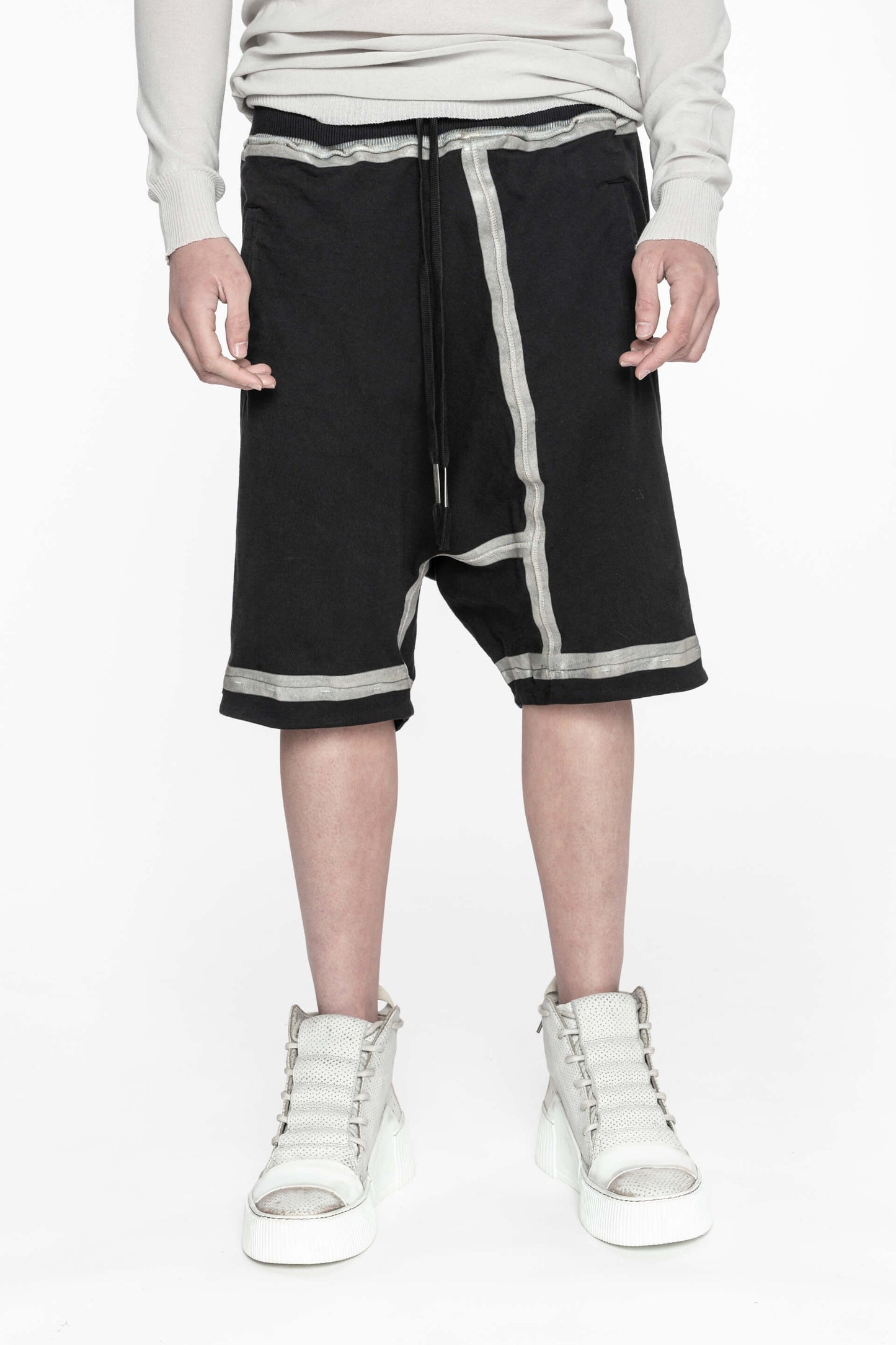 Black Object Dyed Seam Taped Drop Crotch Shorts P10.2ST