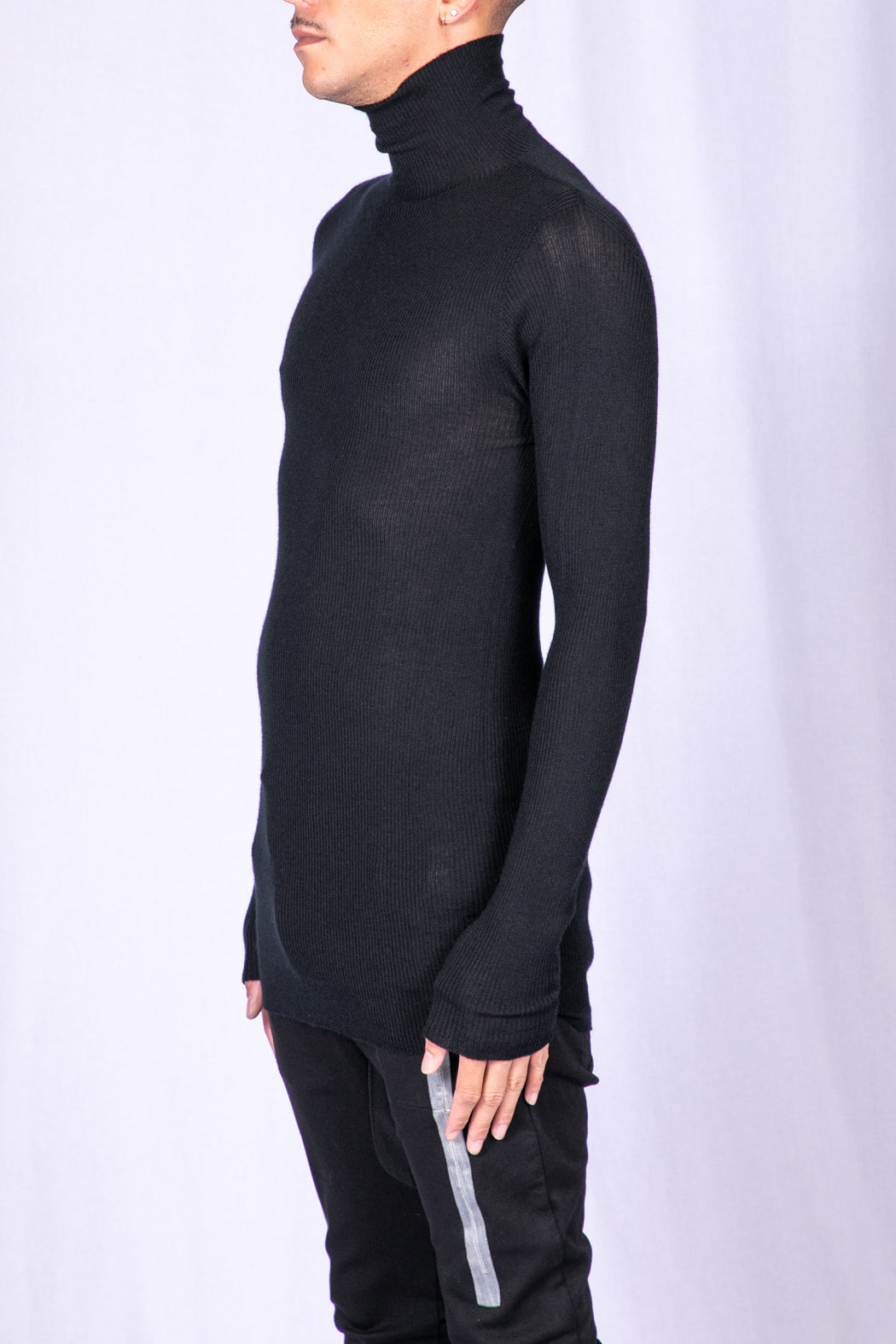 Black High Neck Seamless 3D Rib Knit Cashmere Sweater KNLS2