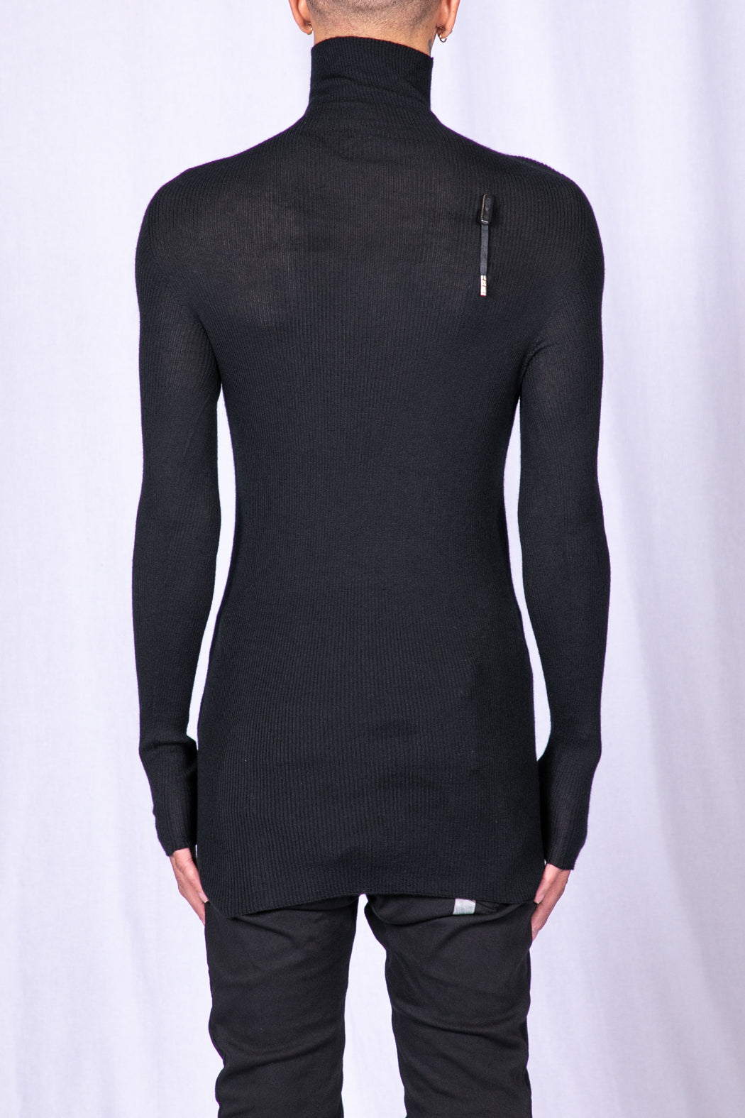 Black High Neck Seamless 3D Rib Knit Cashmere Sweater KNLS2