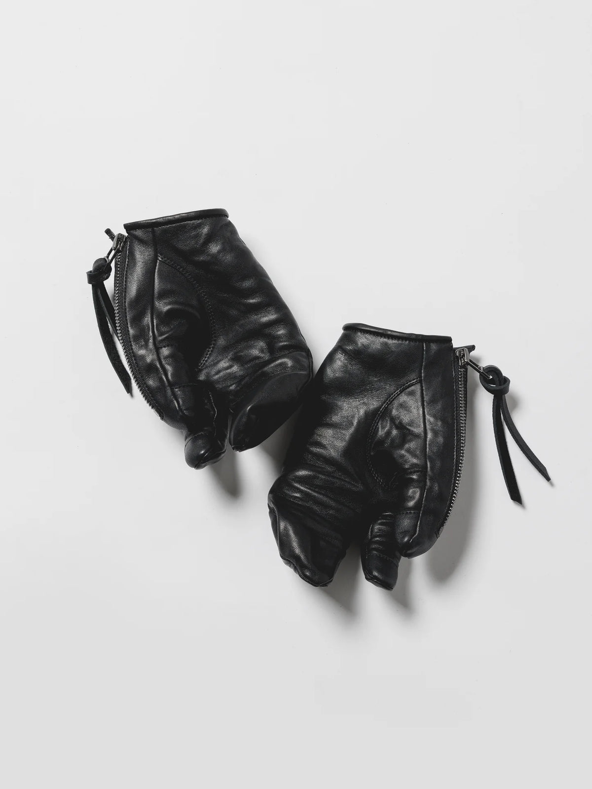 BLACK TVA X D.HYGEN EDITION HORSE LEATHER GLOVES