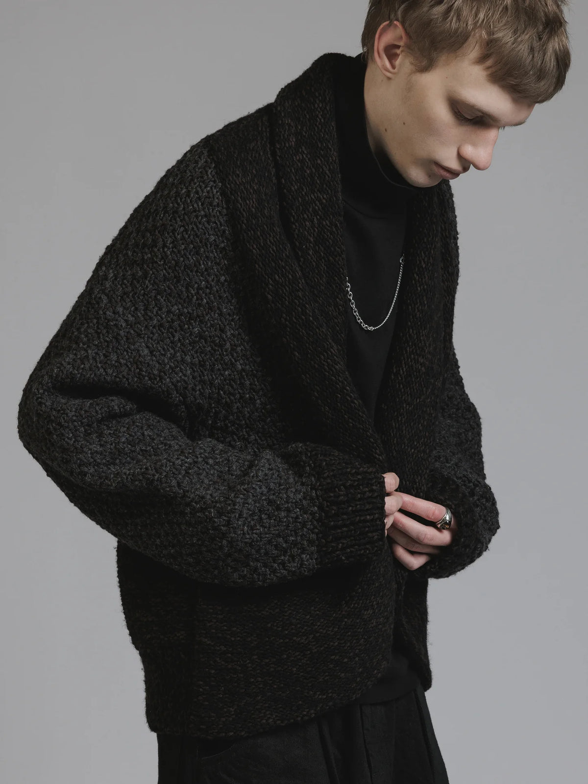 GREY HAND KNIT CARDIGAN