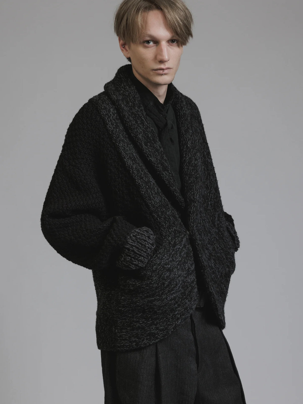 GREY HAND KNIT CARDIGAN