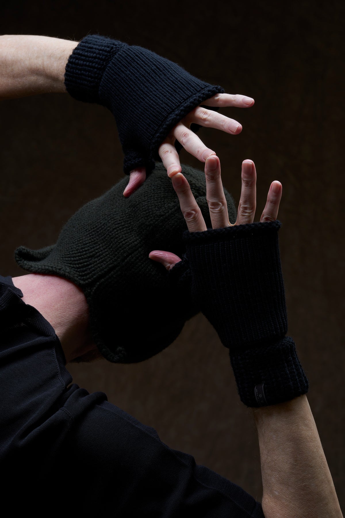 Black Fingerless Knit Gloves