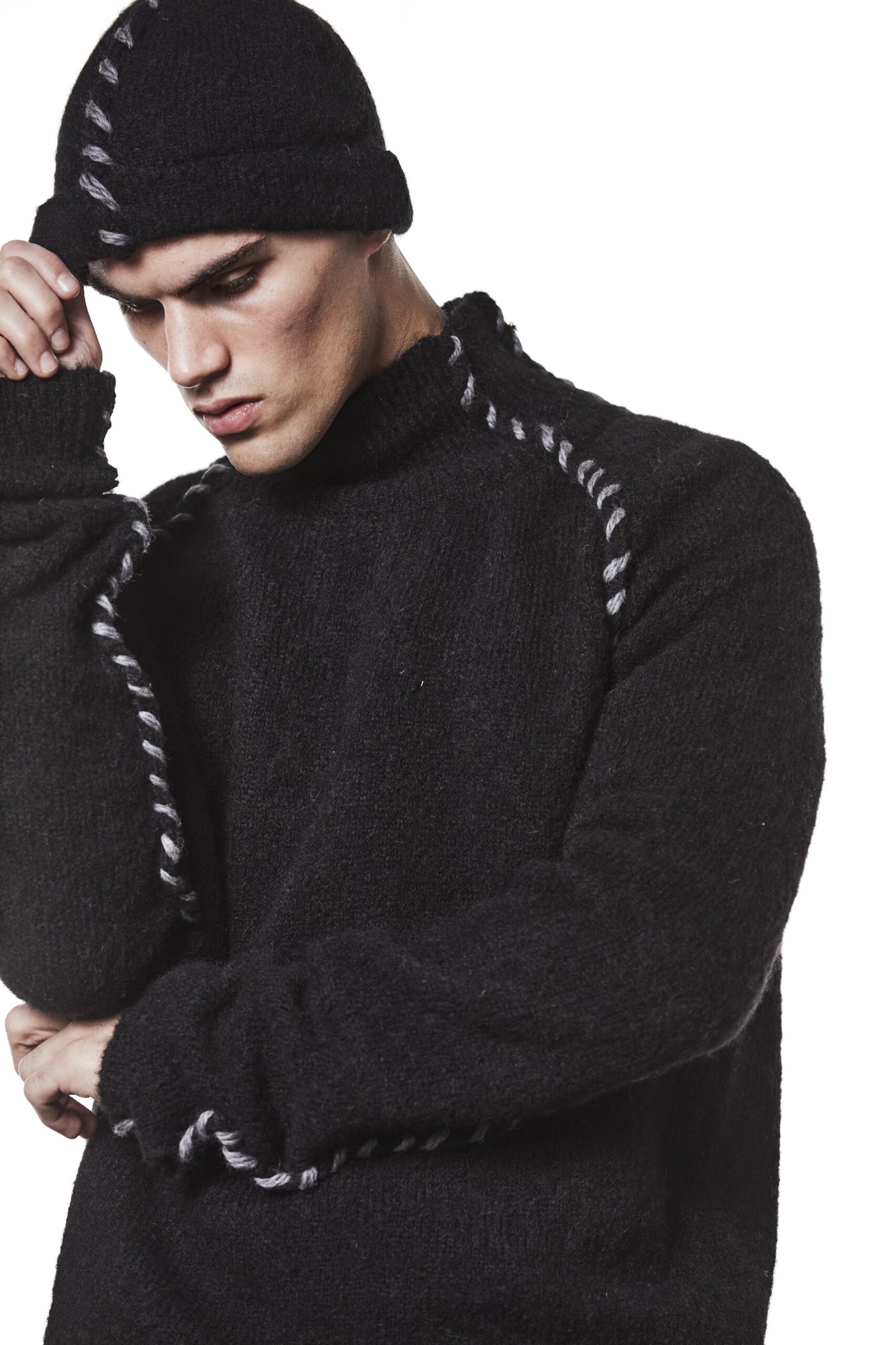 Black Knit Beanie CAP M64