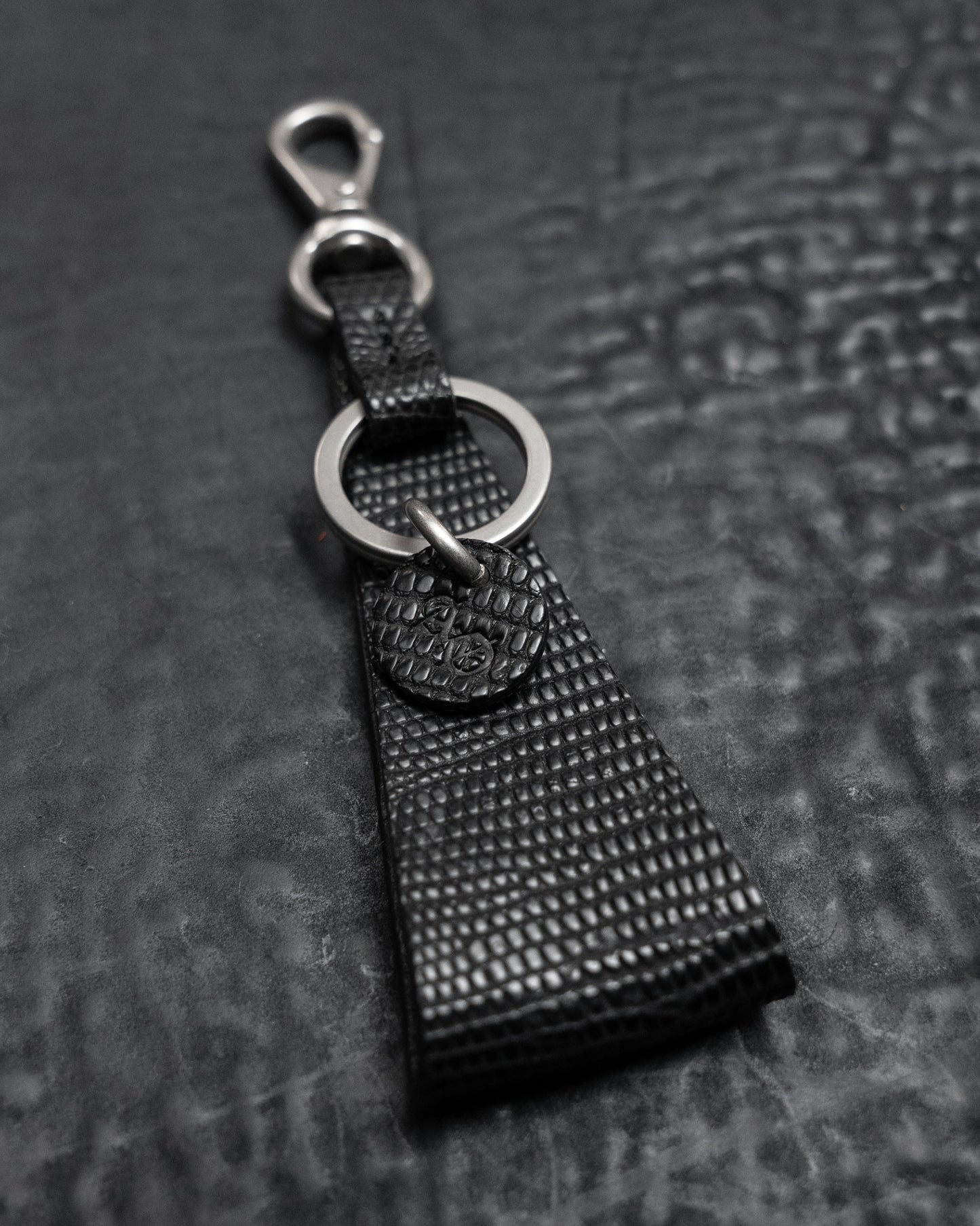 Black Lizard Triada Keychain