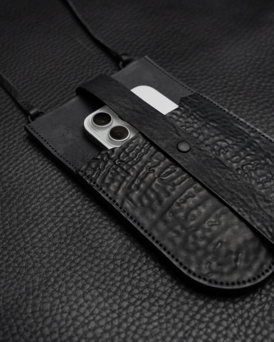 Black Reverse Culatta Viaje Travel Pouch