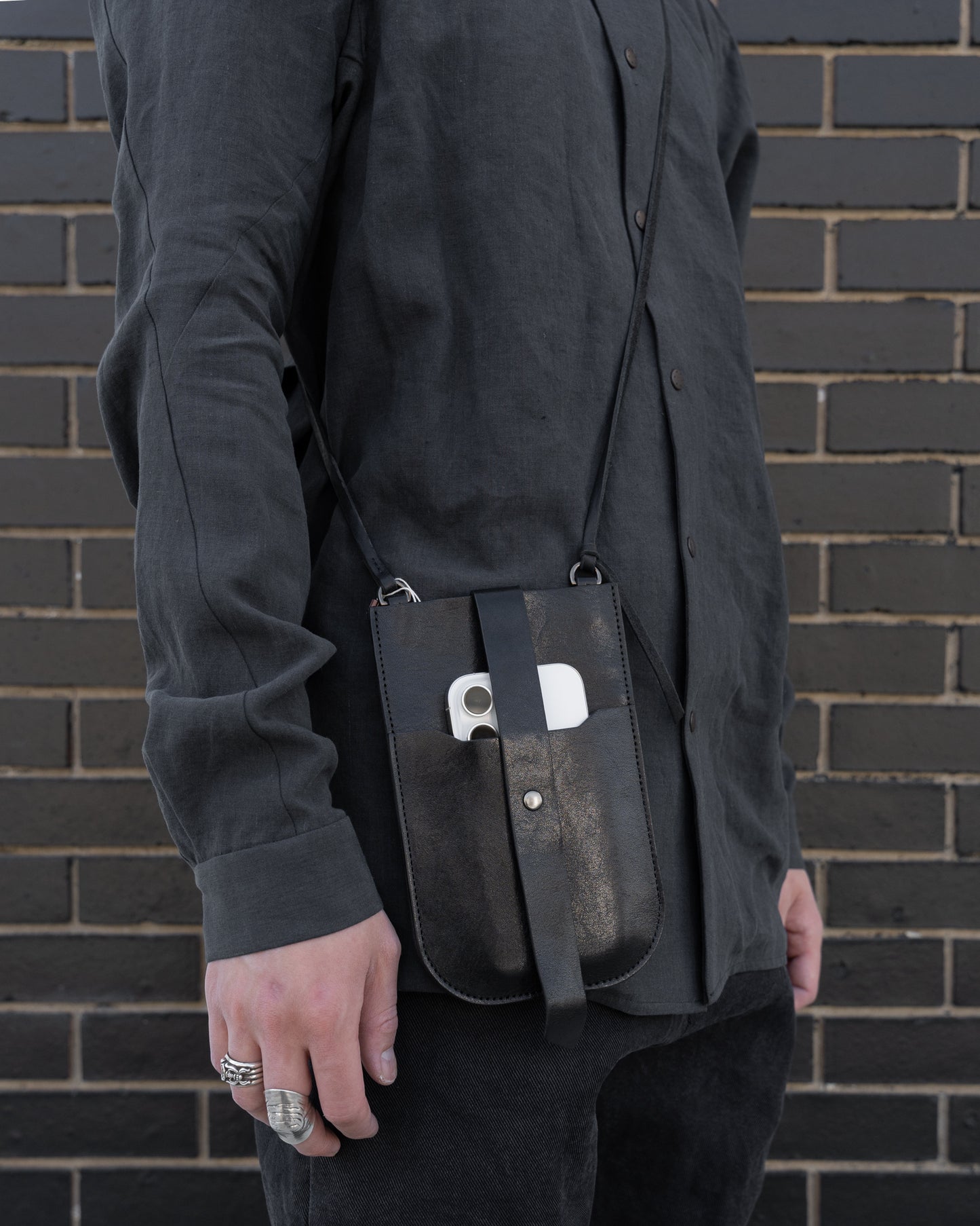 Black Horsehide Viaje Travel Pouch