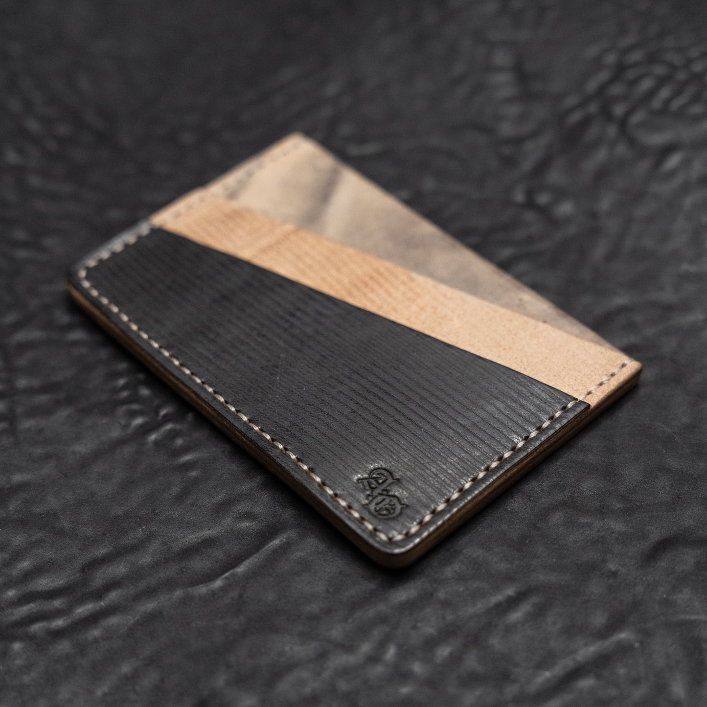 Fragment Series Luz Card Case