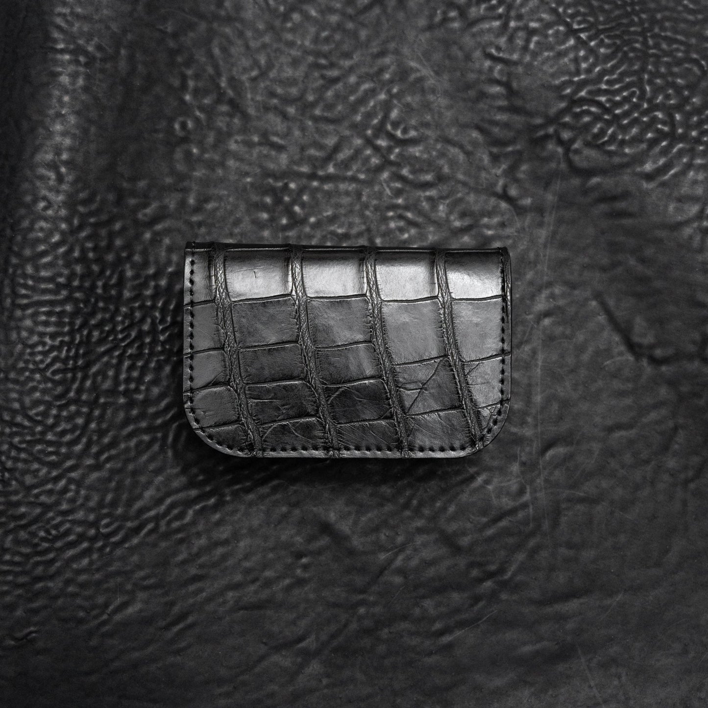 Black Alligator Balam Snap Card Holder