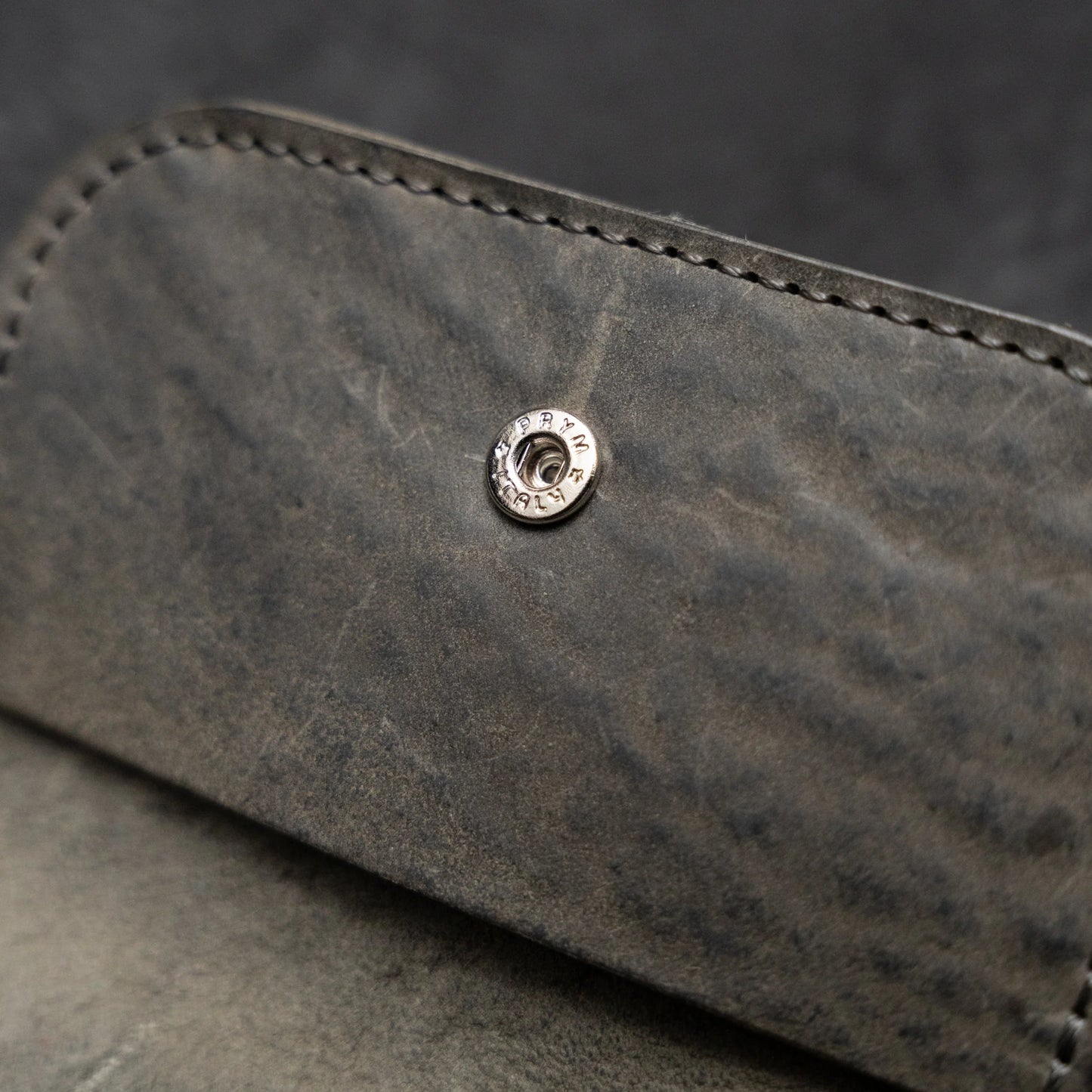 Grey Reverse Culatta Balam Snap Card Holder