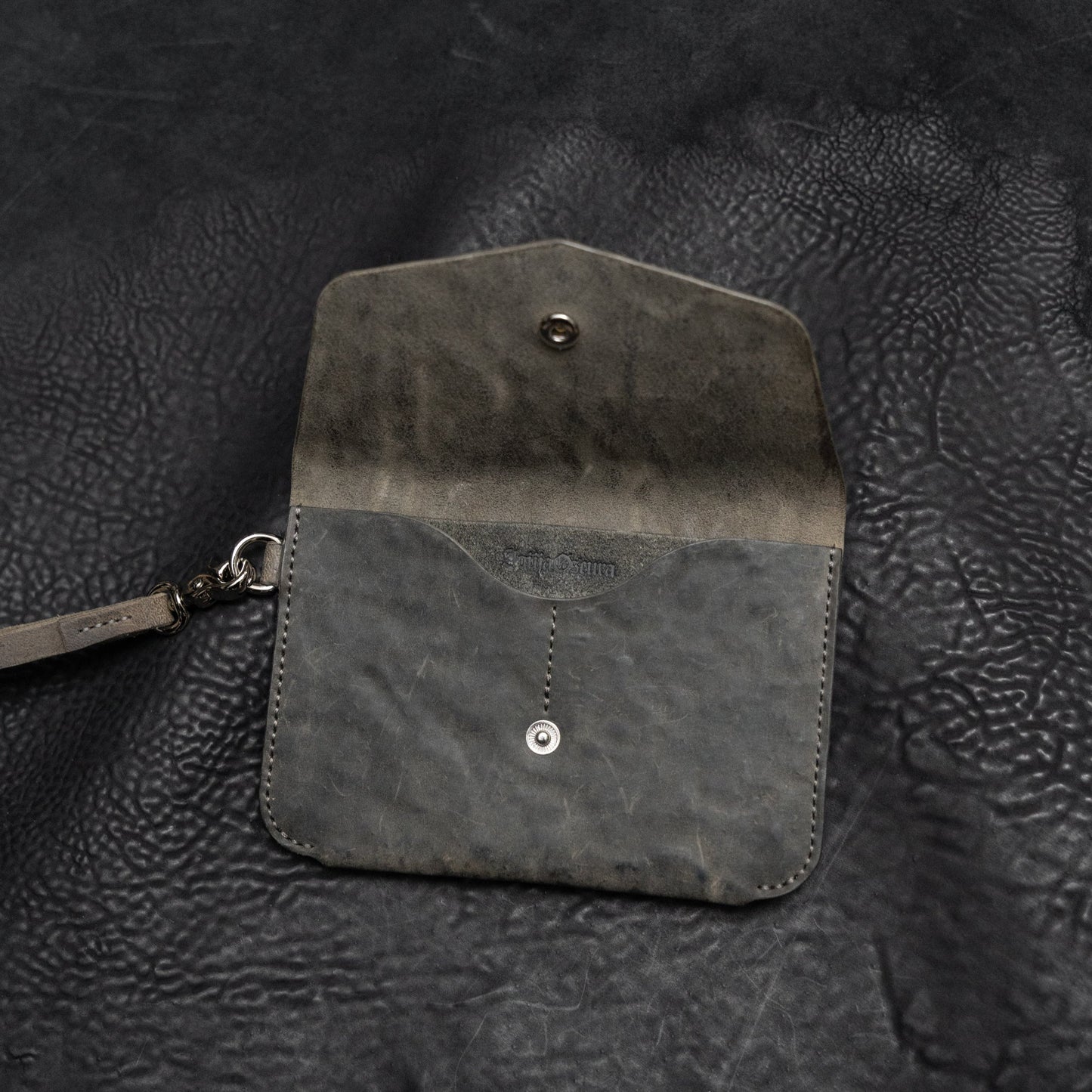 Grey Reverse Culatta Viaje Travel Wallet