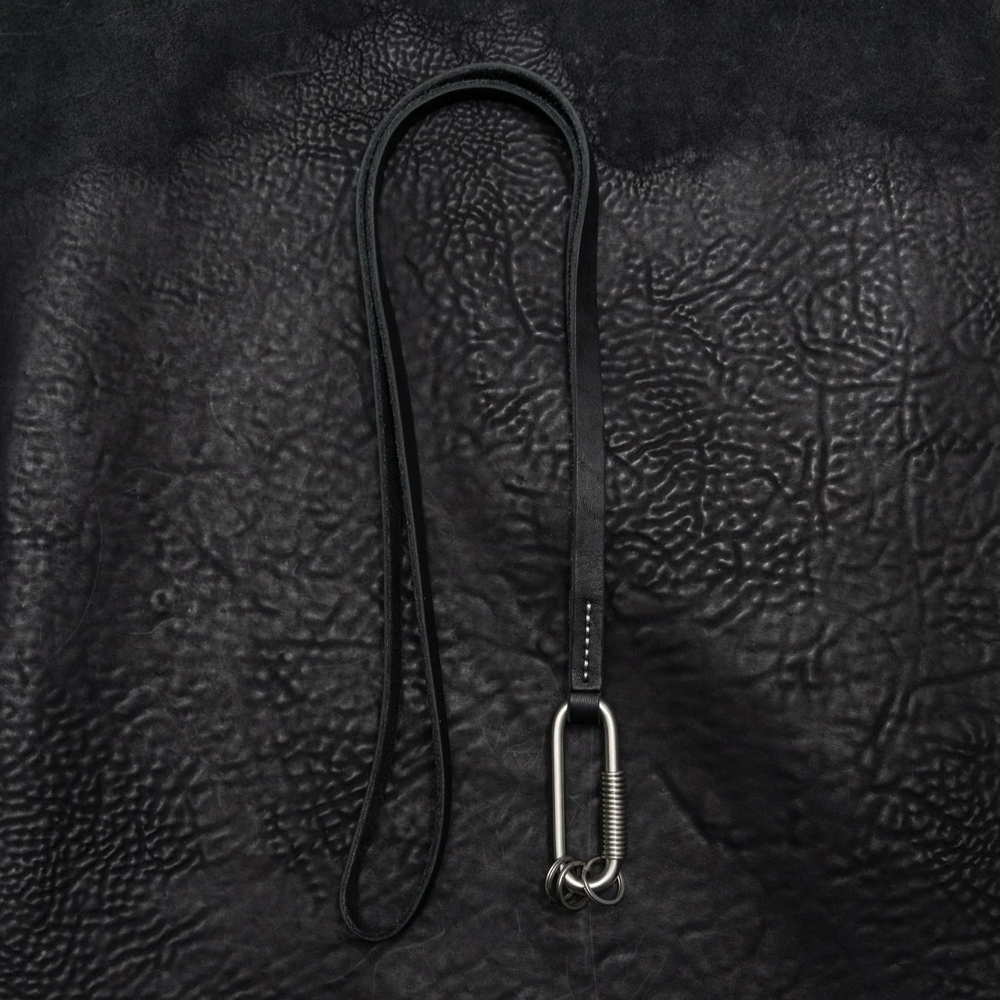 Black Reverse Culatta Black Lazo Keychain Lanyard