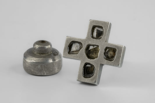 Plus Earring Mega Pavé 12mm 1135-11-DA+DIA