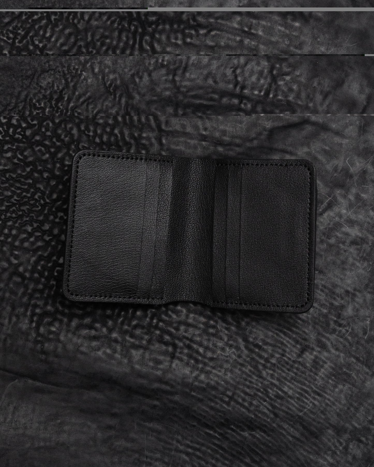 Black Culatta Horse Leather Double Bifold