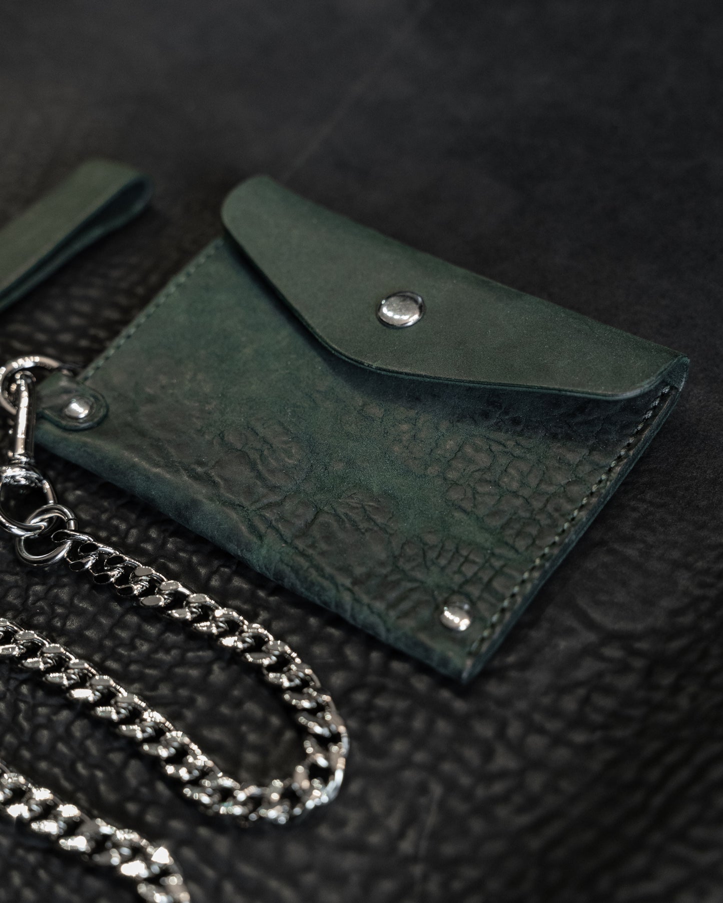 Green Reverse Culatta Cadena Card Case with Curb Chain