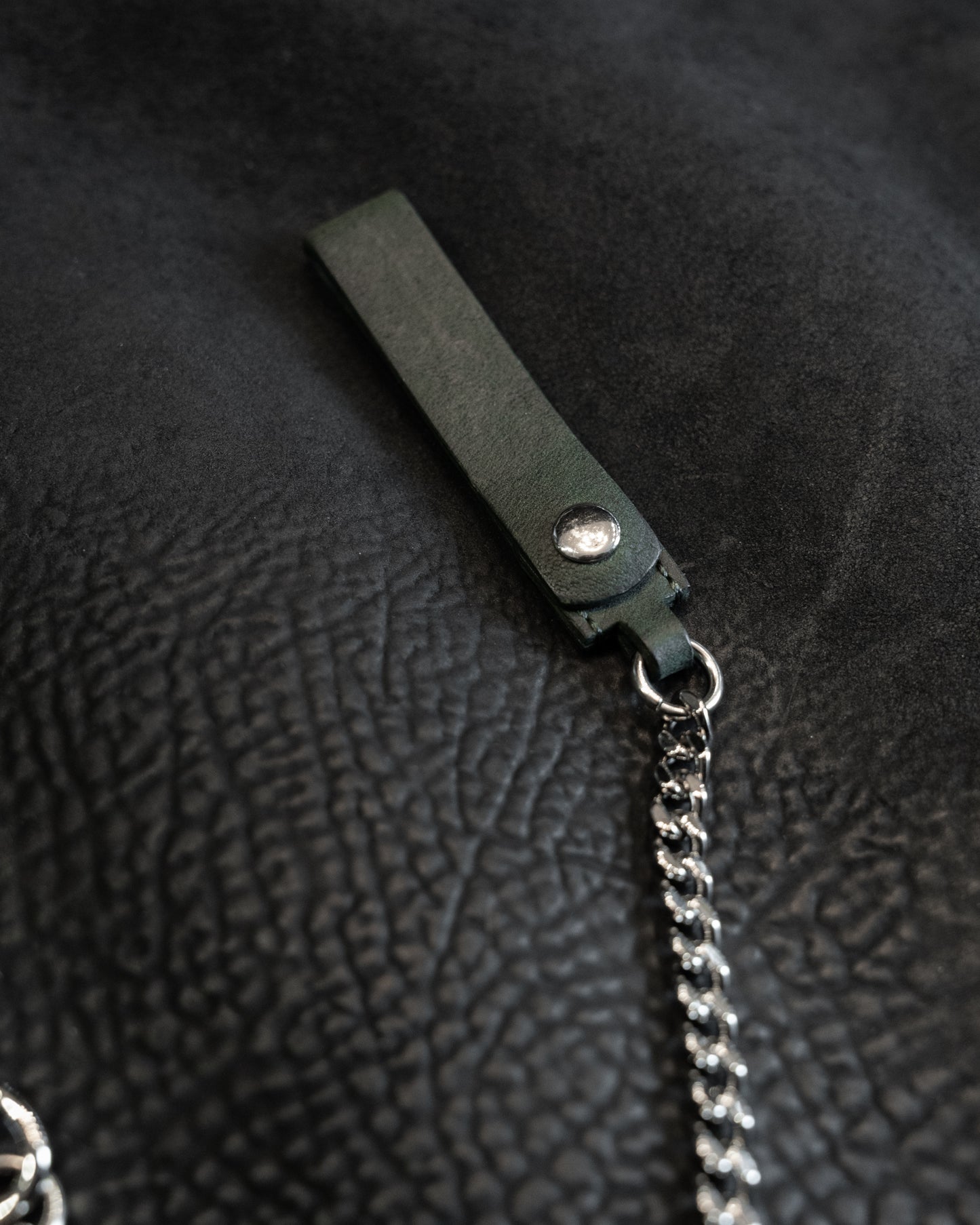 Green Reverse Culatta Cadena Card Case with Curb Chain