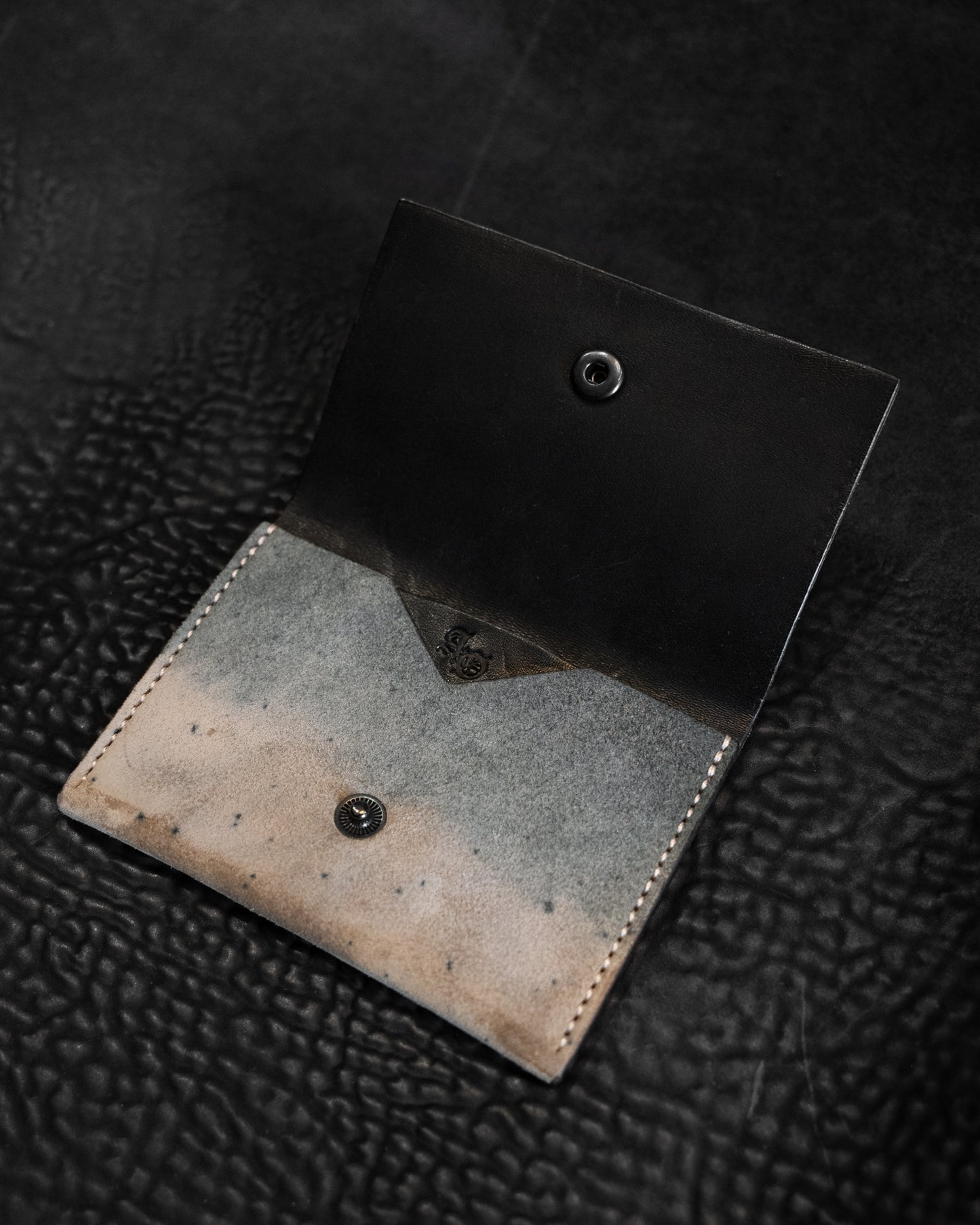 Greige Marmo Shell Cordovan Origen Snap Card Case