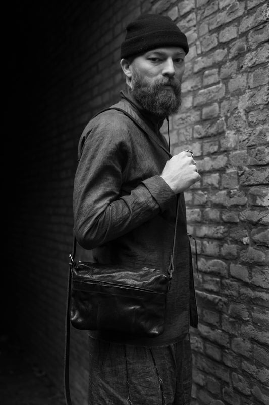 Essential Messenger Bag