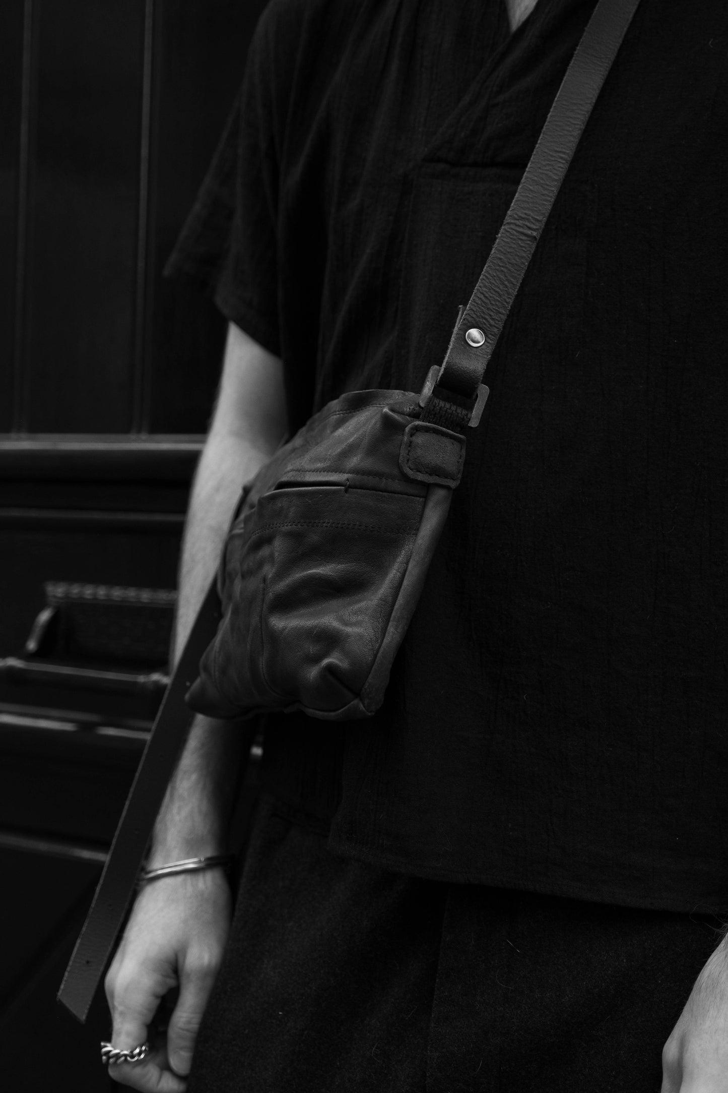 Essential Messenger Bag