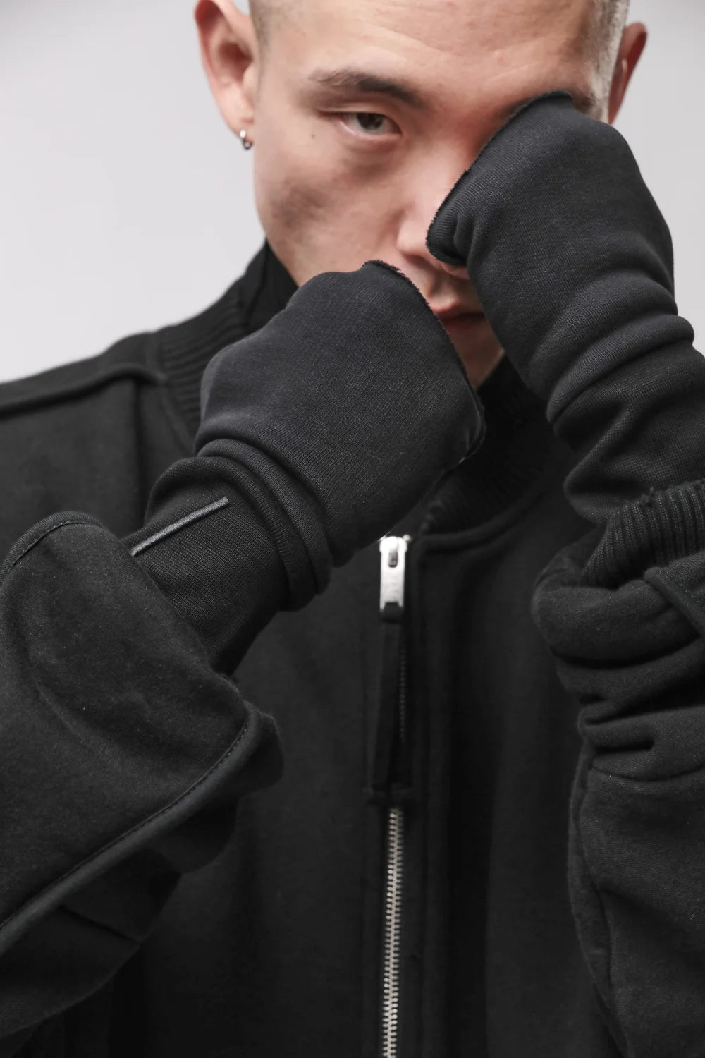 BLACK FINGERLESS COTTON GLOVES M55
