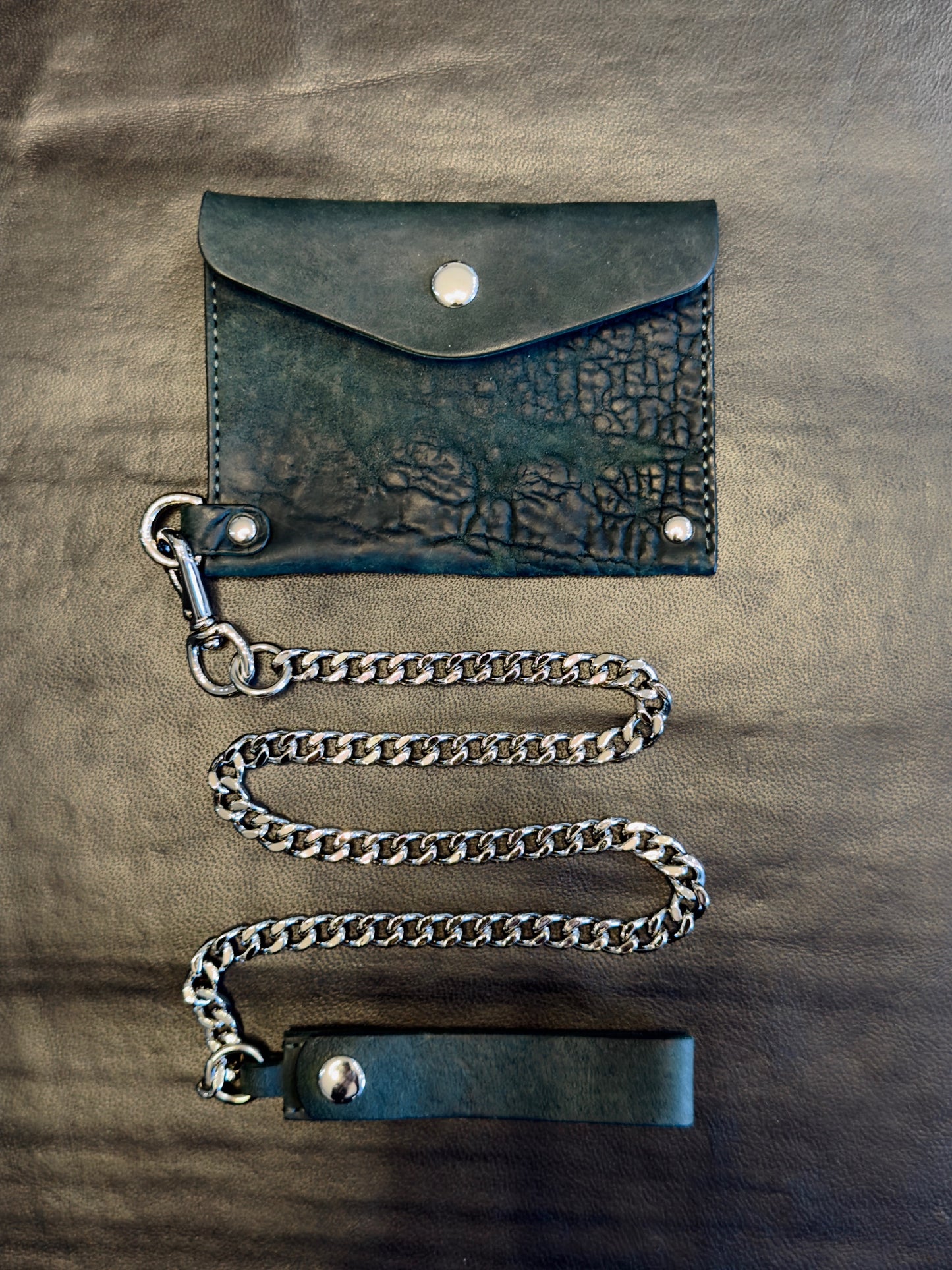 Green Reverse Culatta Cadena Card Case with Curb Chain